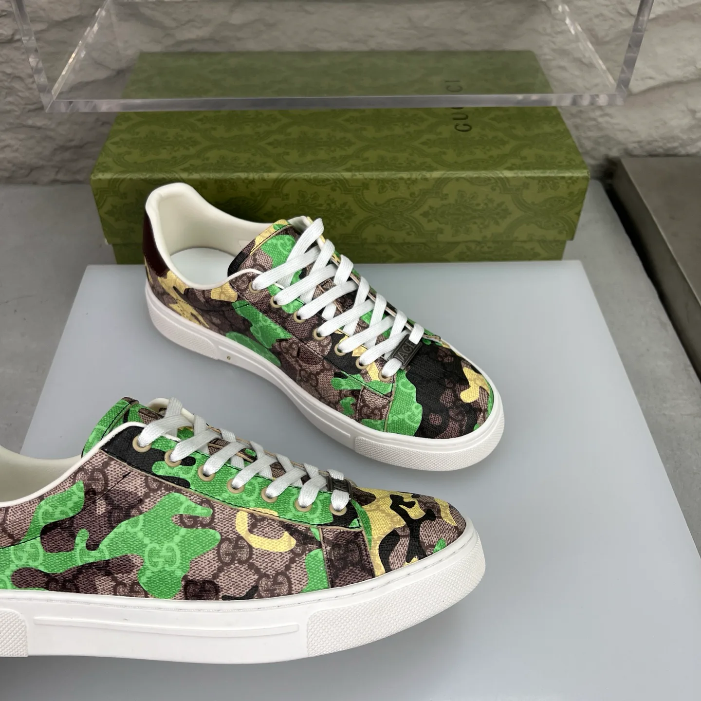 Кроссовки Мужские Gucci 4489109