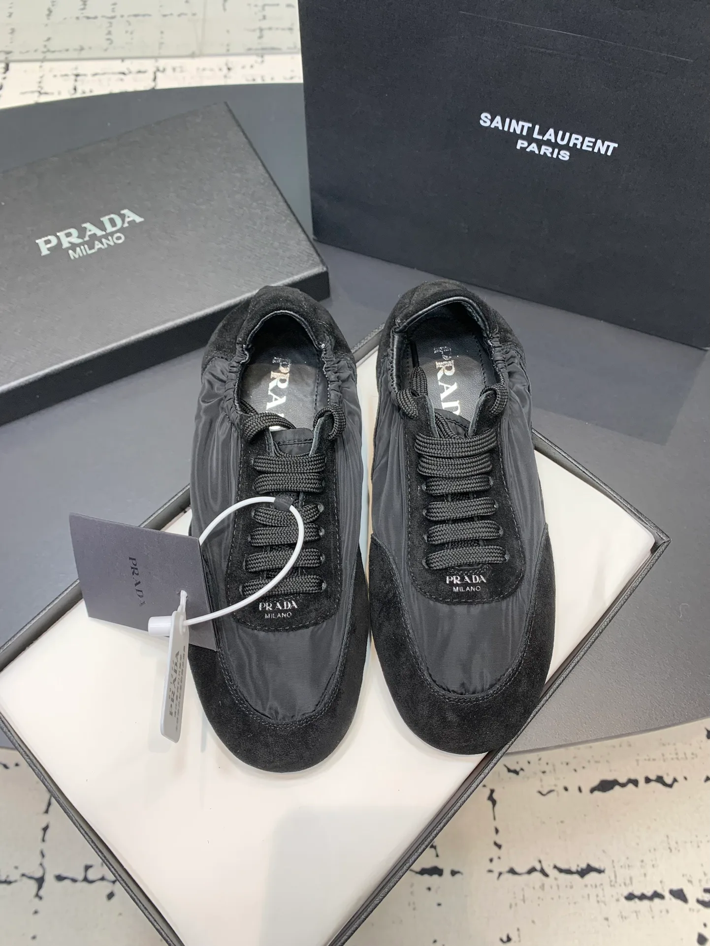 Кроссовки Женские Prada 3097