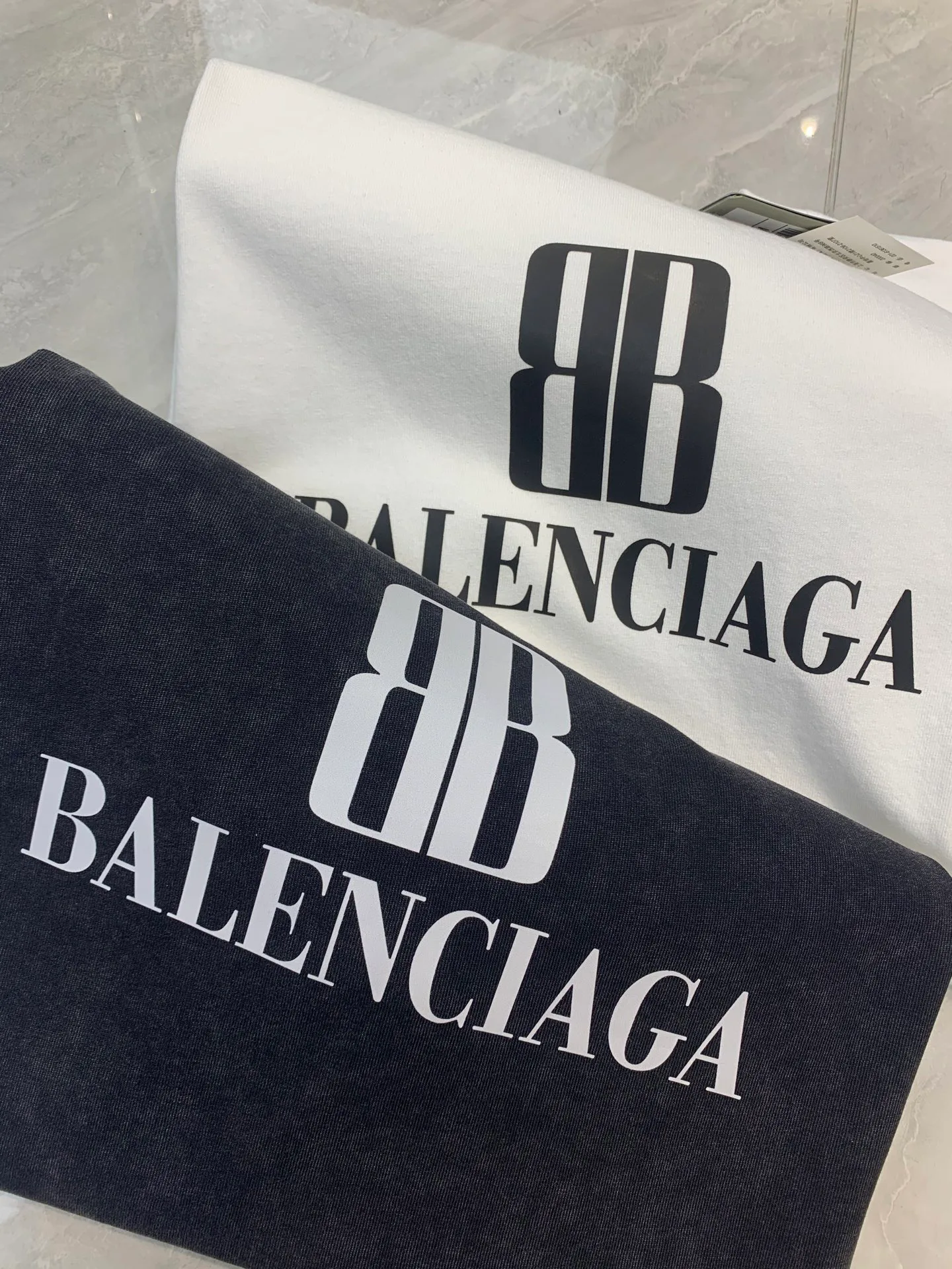 Футболки Женские Balenciaga 1859854