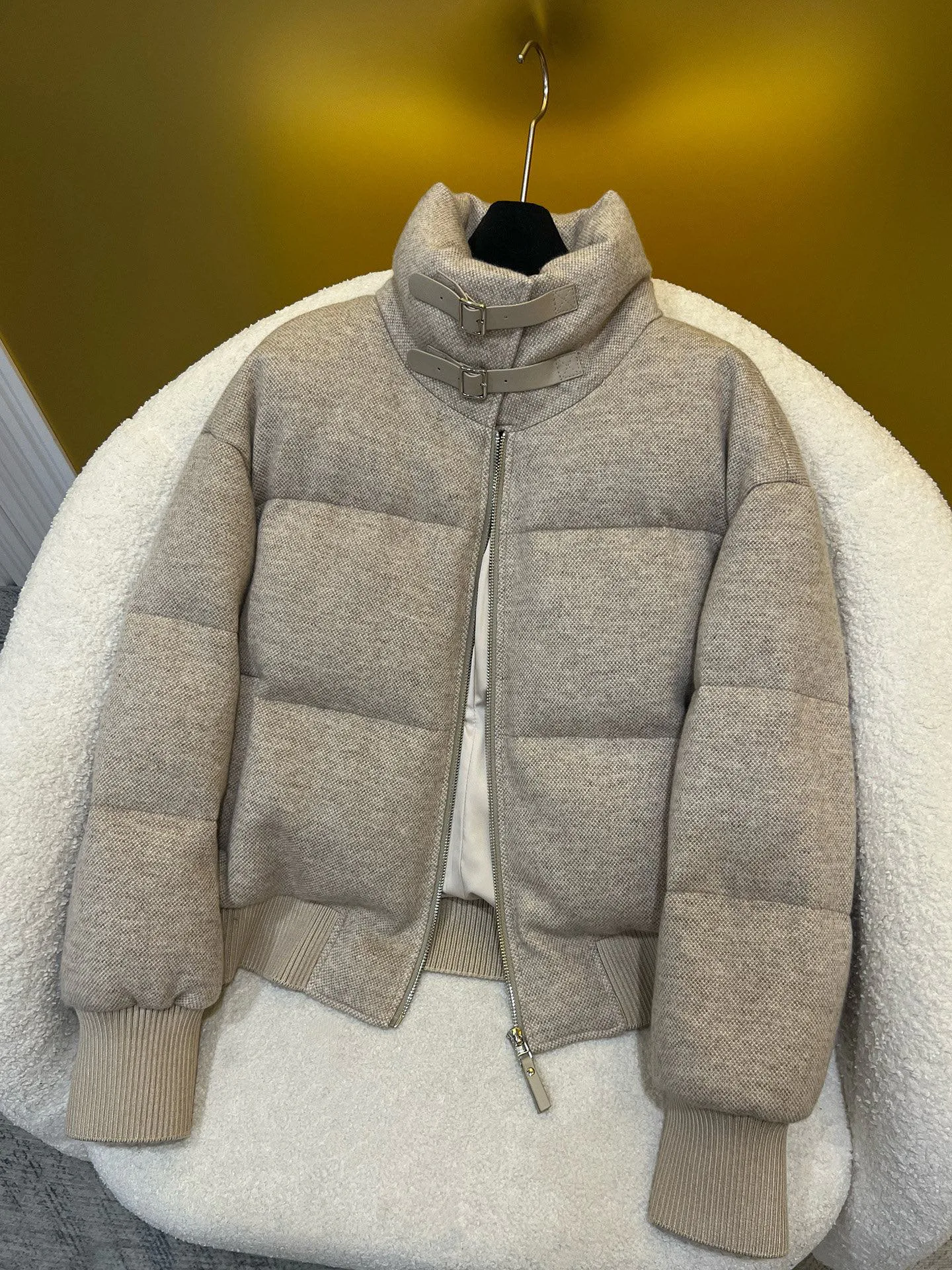 Куртки И Пуховики Женские Loro Piana 19338804