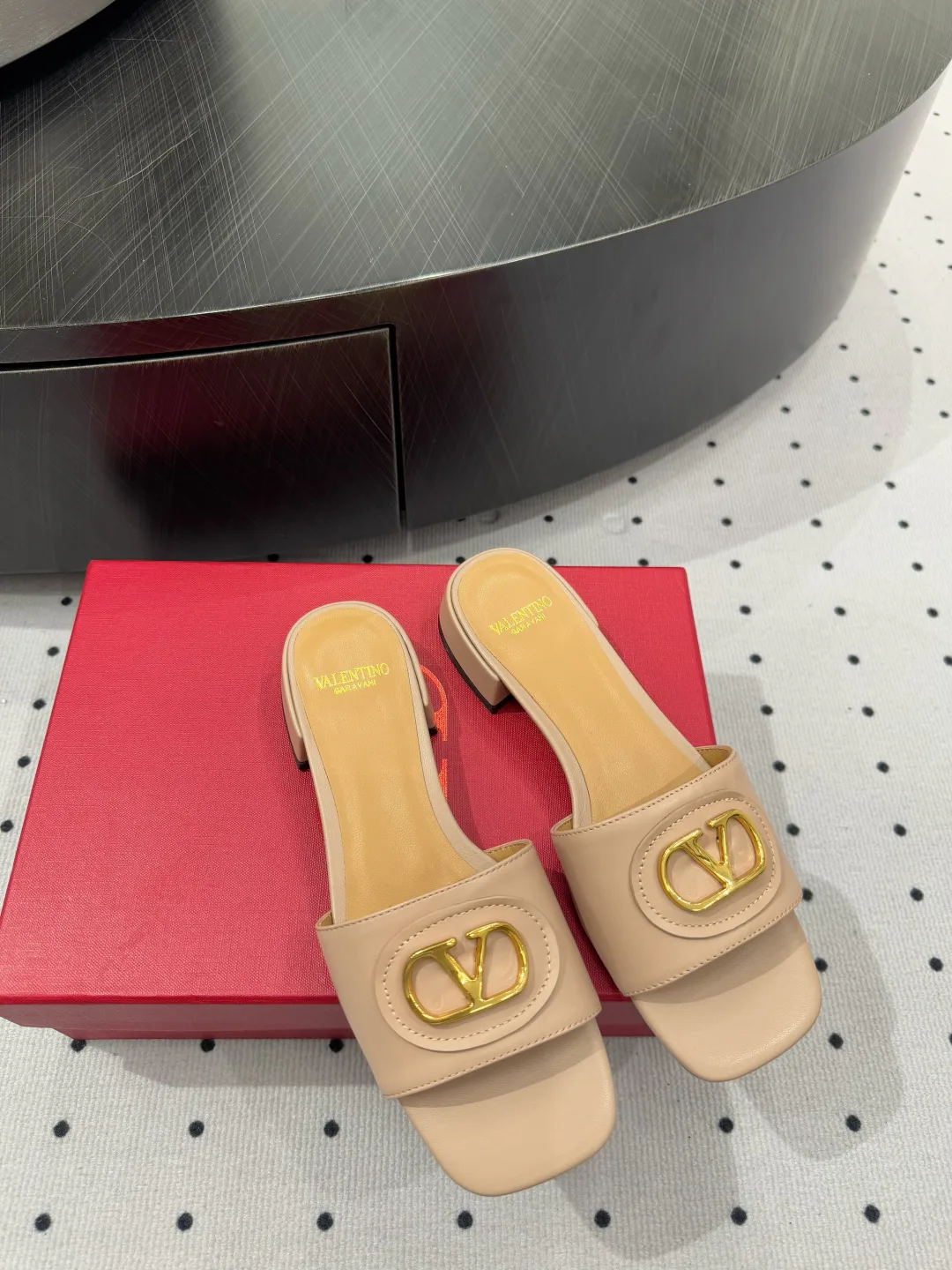 Шлепанцы Женские Valentino 32448