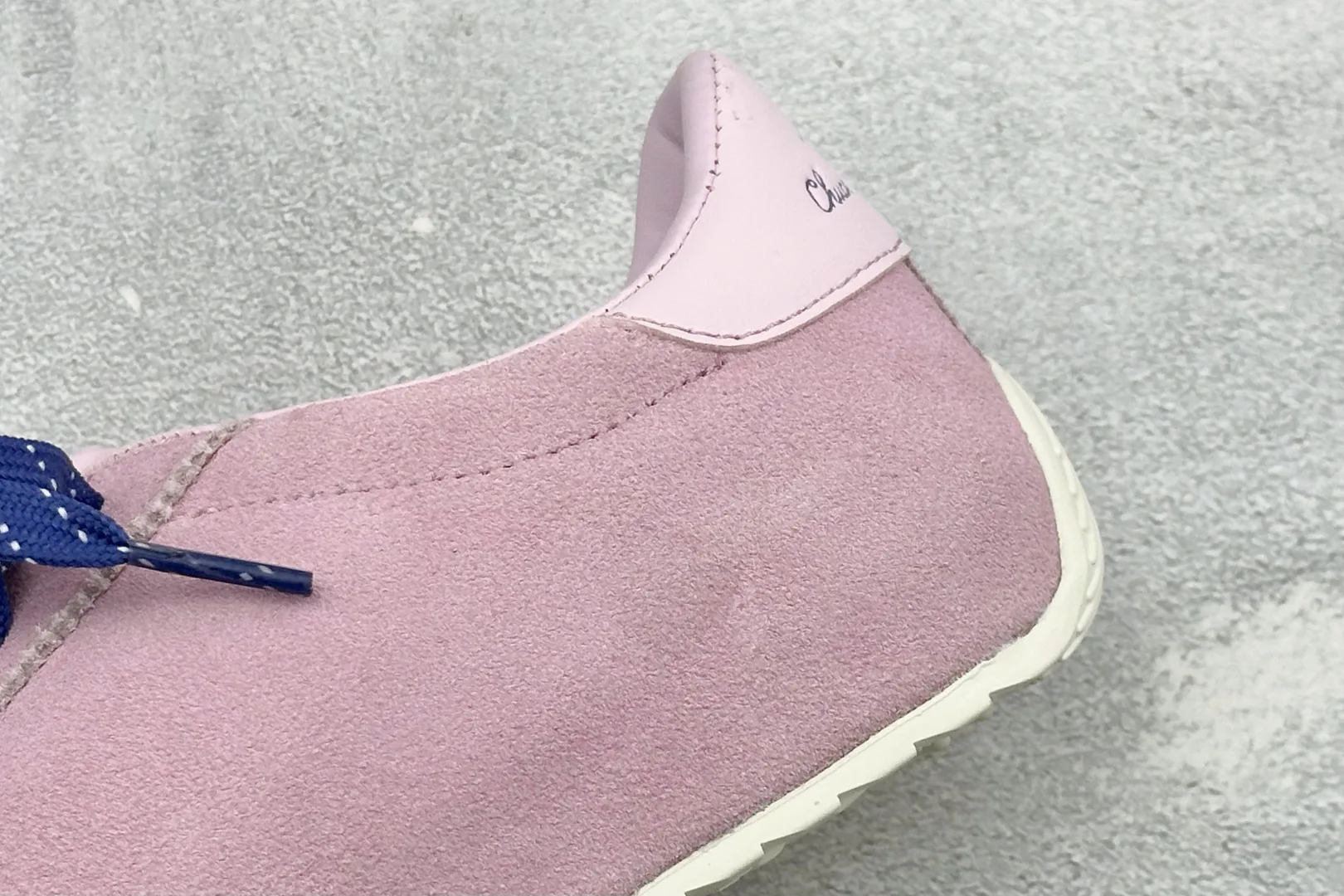 Кроссовки Женские Converse 17486373