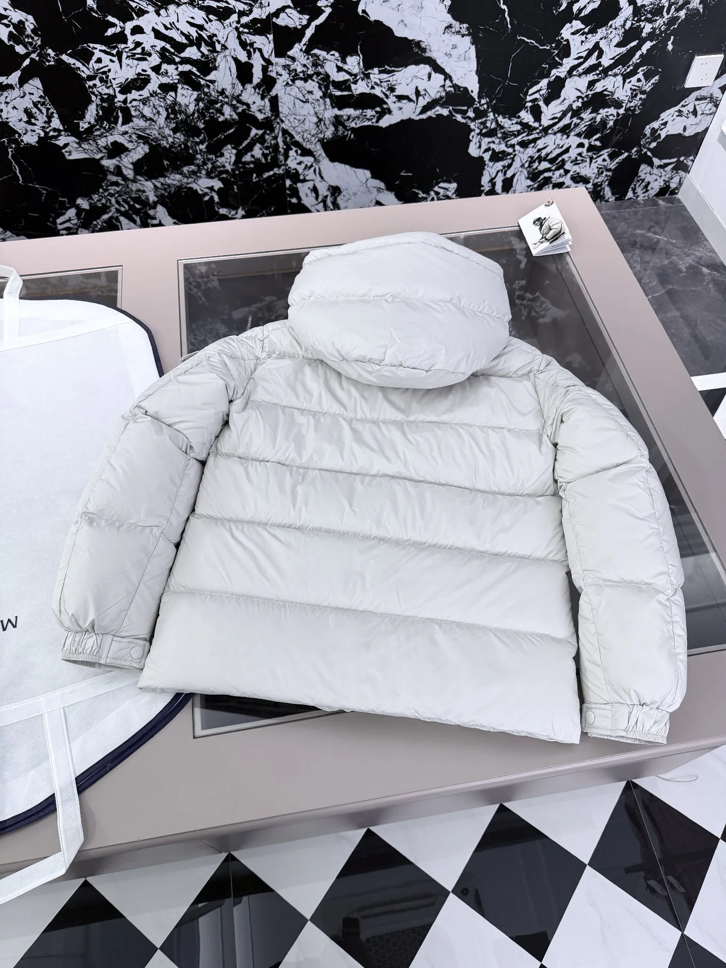 Куртки И Пуховики Женские Moncler 20097070