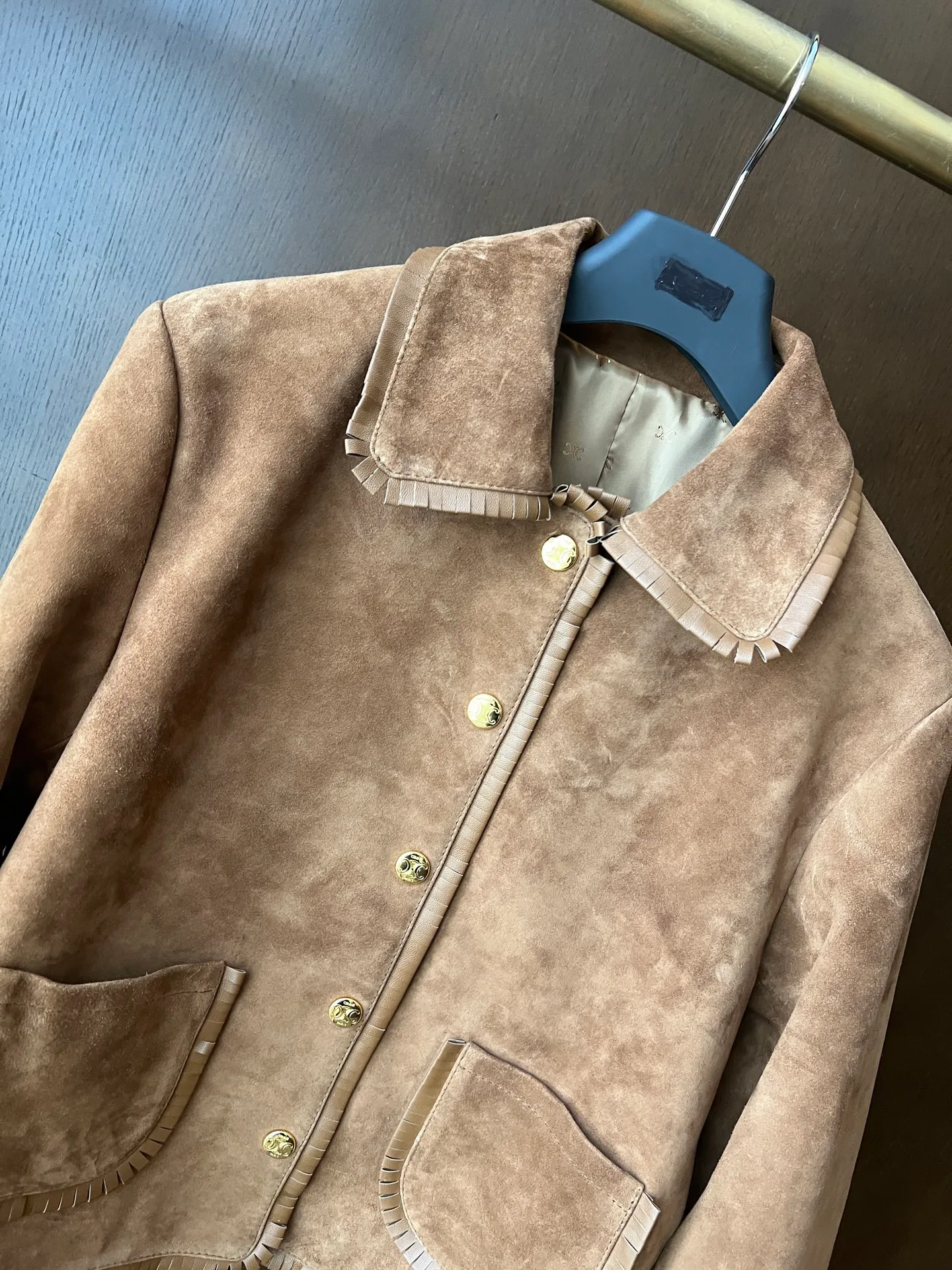 Кожаные Куртки И Дублёнки Женские Celine 9101740