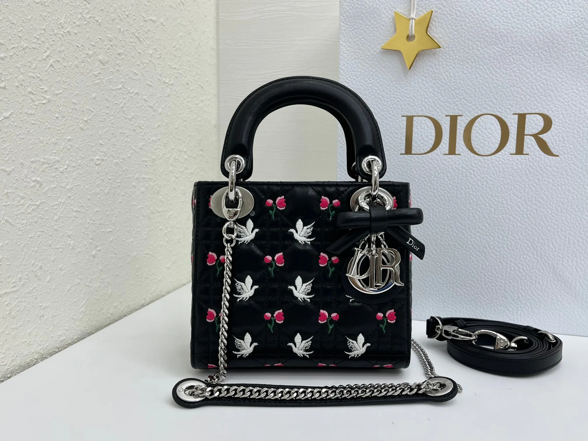 Классические Сумки Женские Christian Dior 17407062