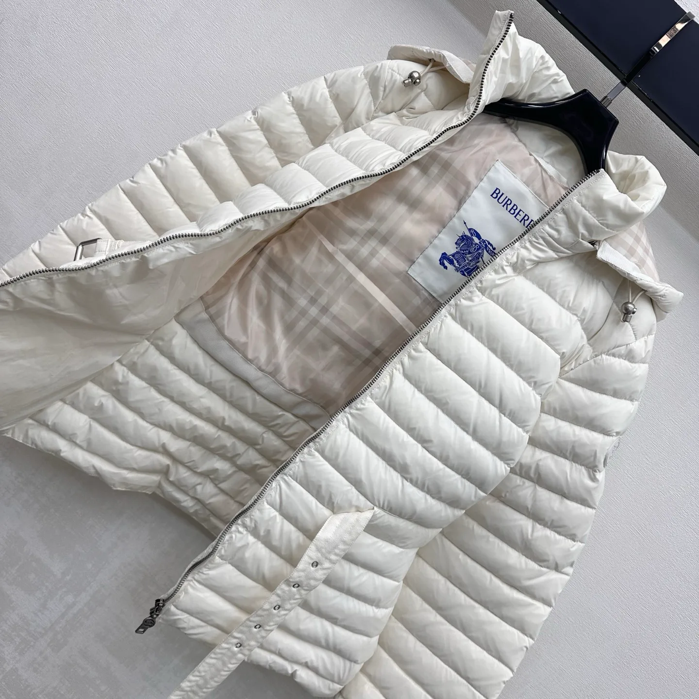 Куртки И Пуховики Женские Burberry 18947149