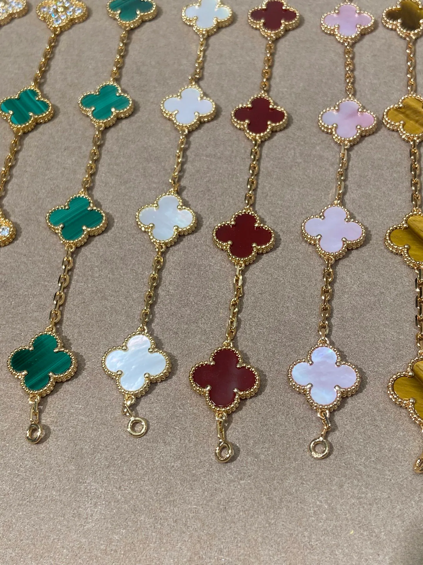 Бижутерия Van Cleef & Arpels 10814