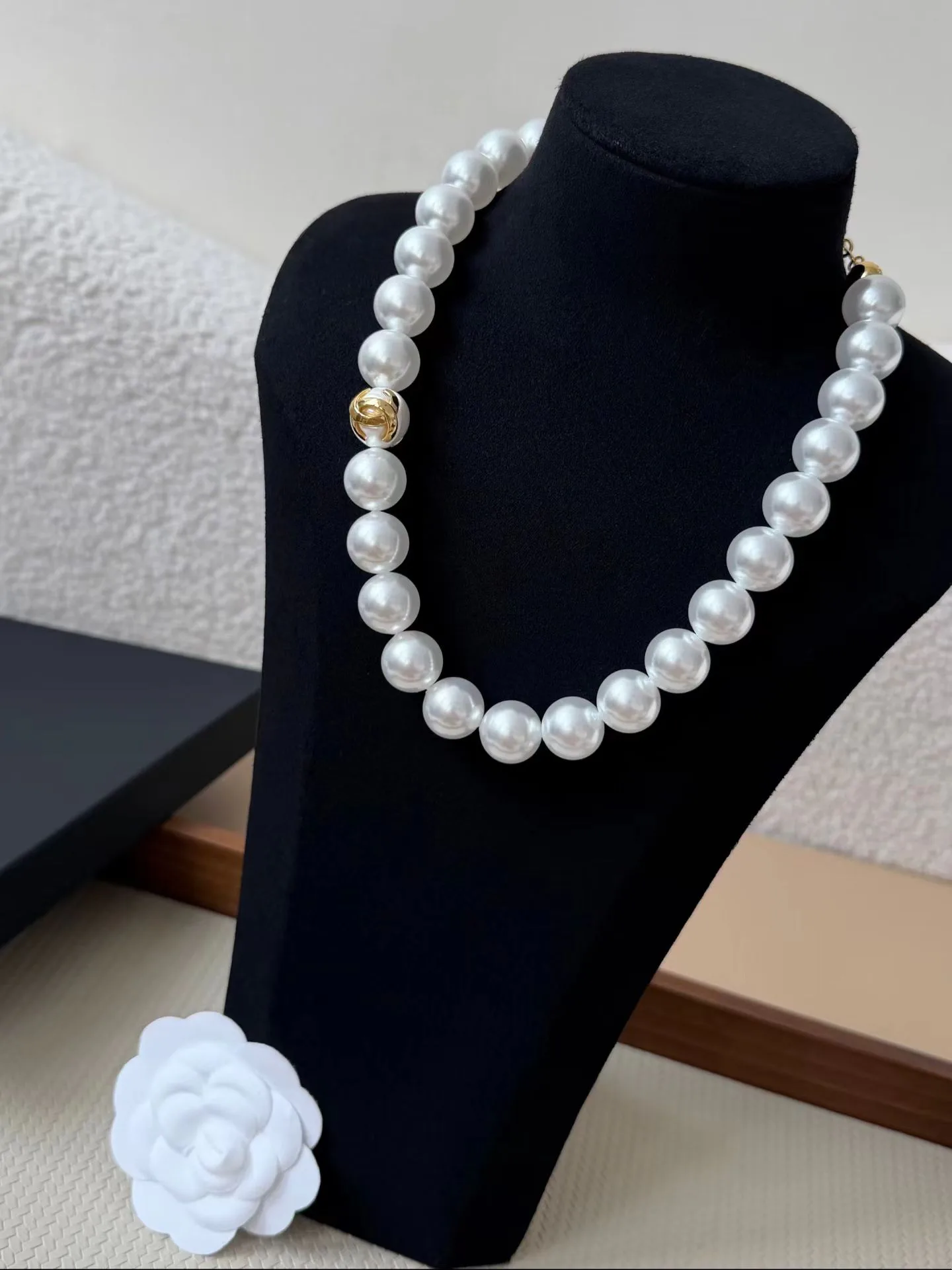 Бижутерия Chanel 18122524