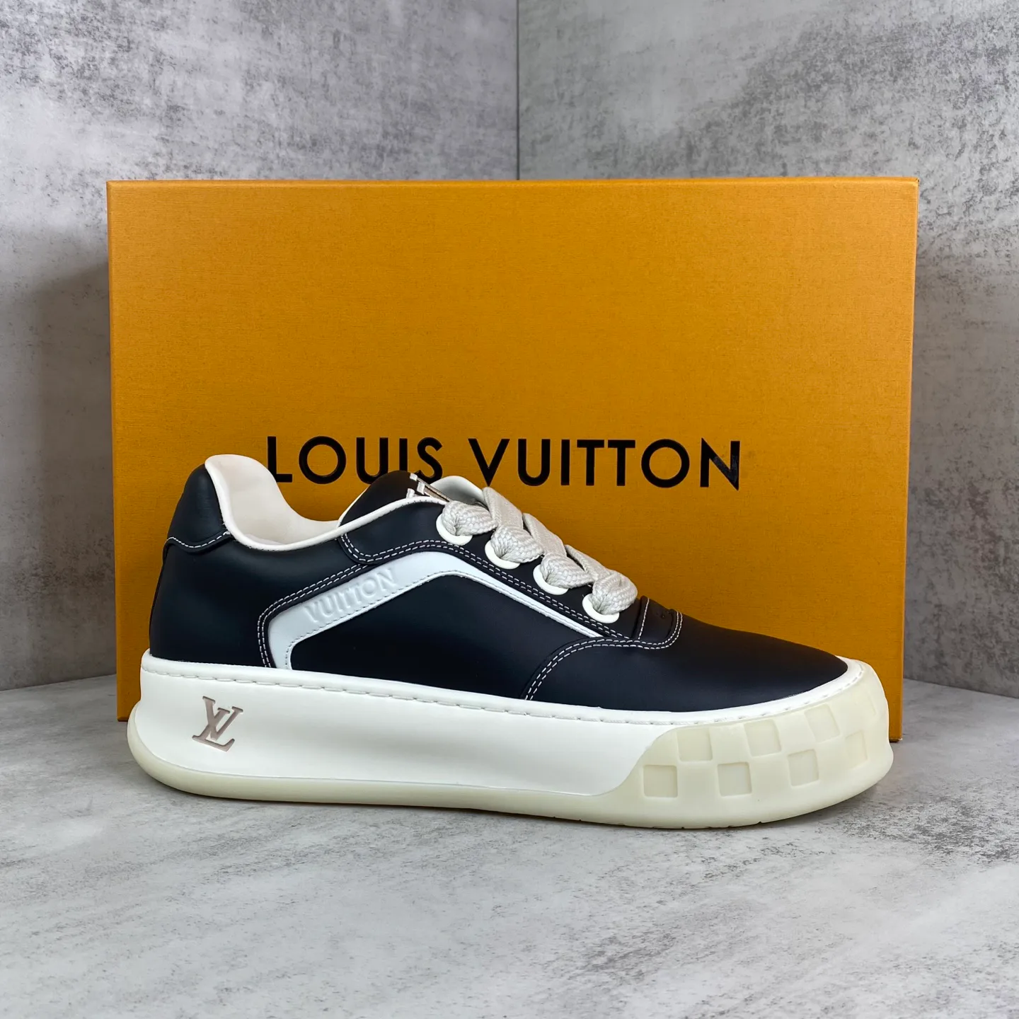 Кроссовки Мужские Louis Vuitton 1381648