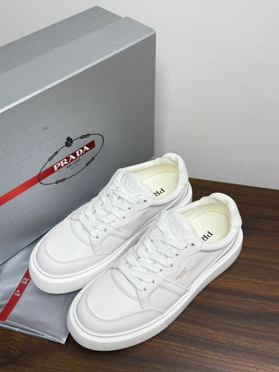 Кроссовки Мужские Prada 19089428