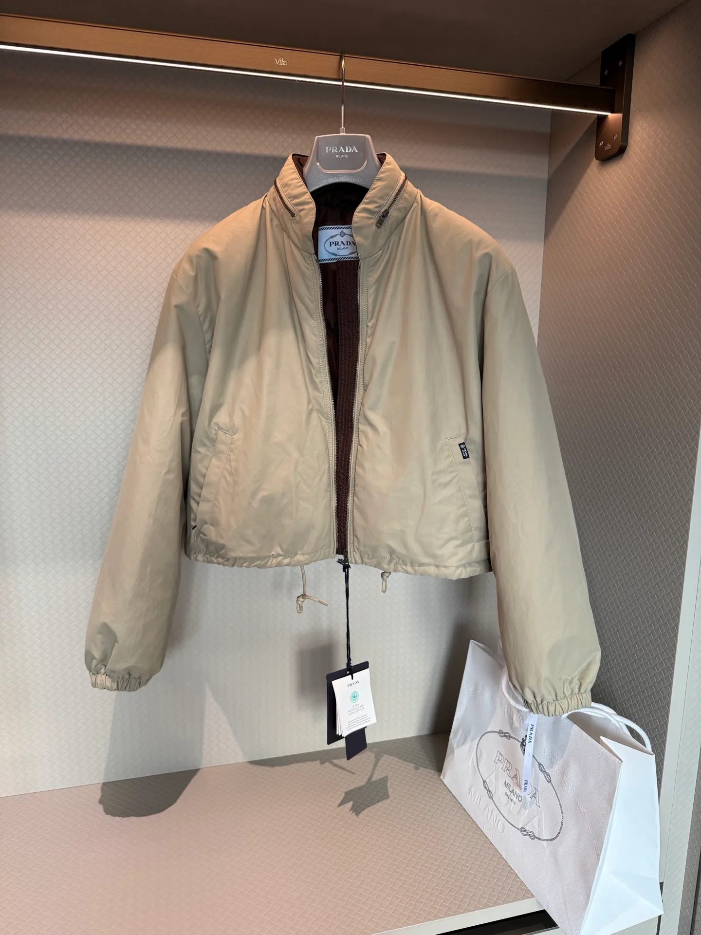 Куртки И Пуховики Женские Prada 18391913