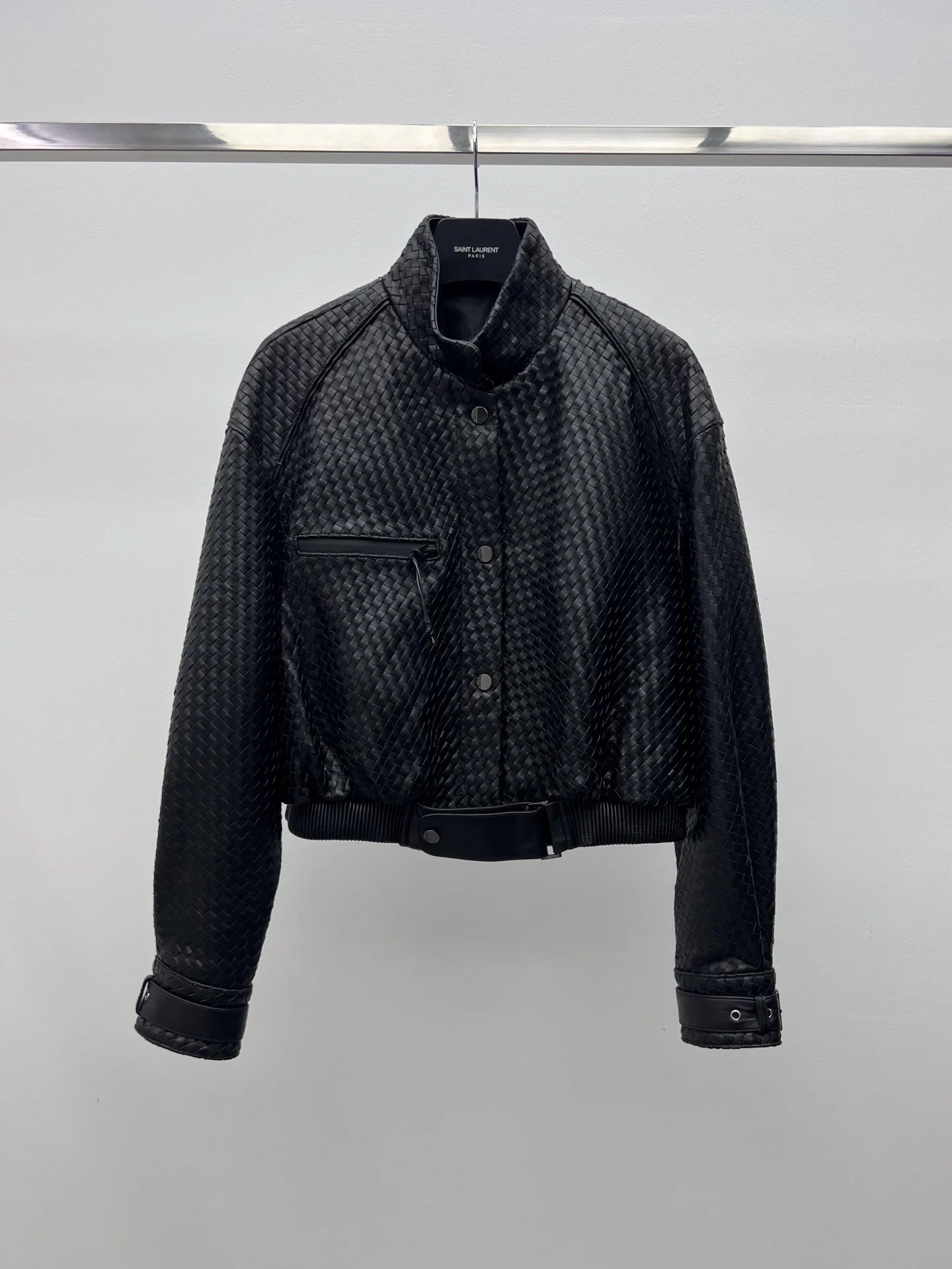 Кожаные Куртки И Дублёнки Женские Bottega Veneta 17719114