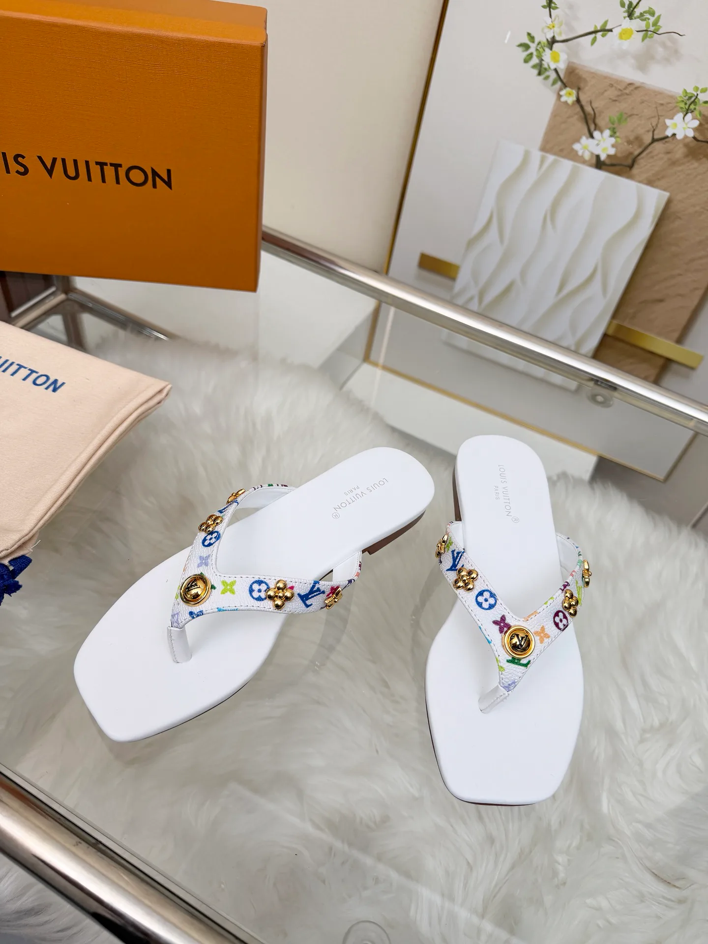 Шлепанцы Женские Louis Vuitton 13253489