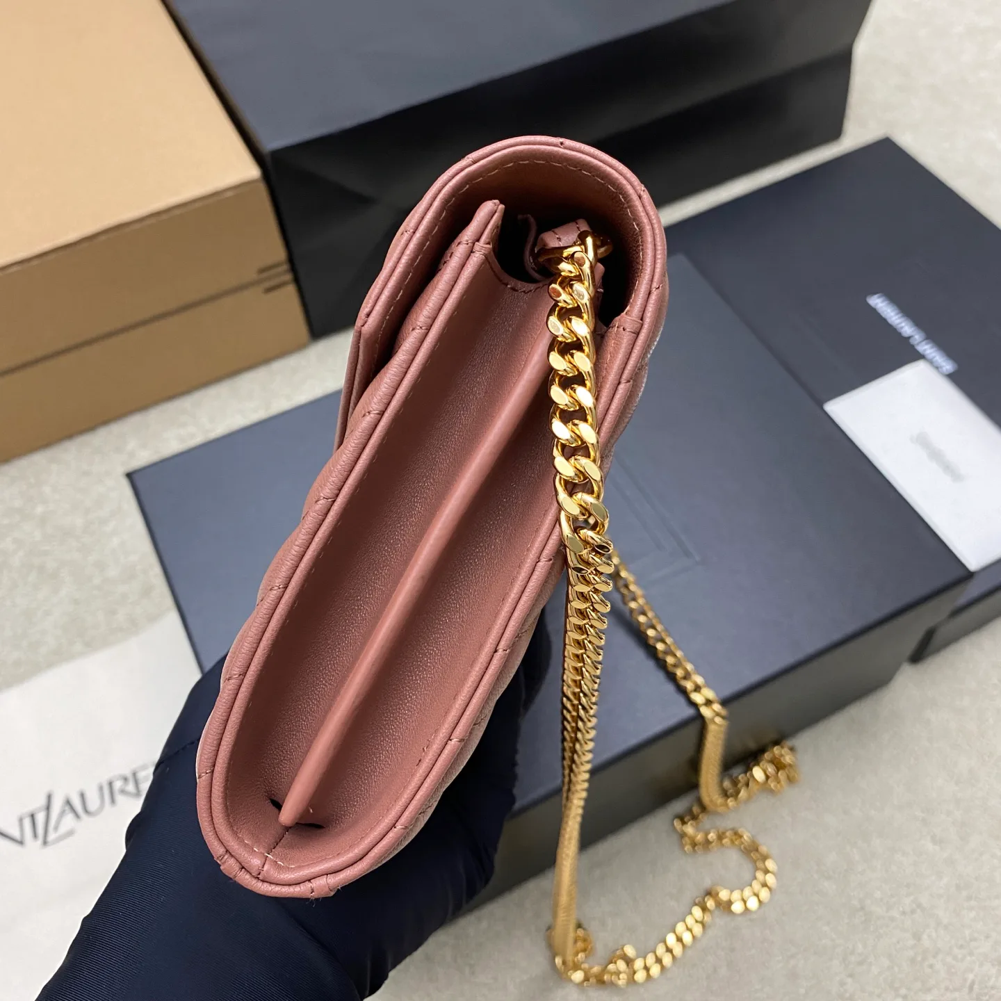 Классические Сумки Женские Saint Laurent 10000432