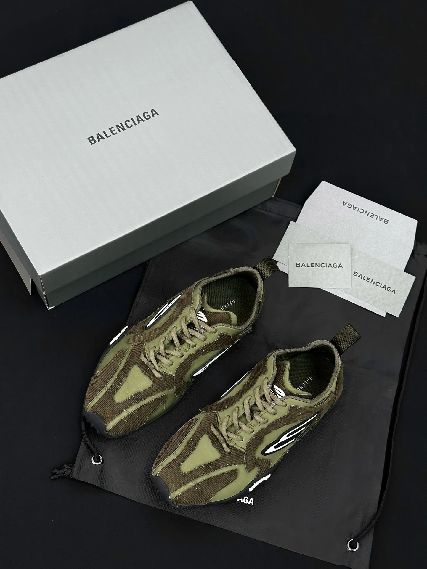 Кроссовки Женские Balenciaga 10997424