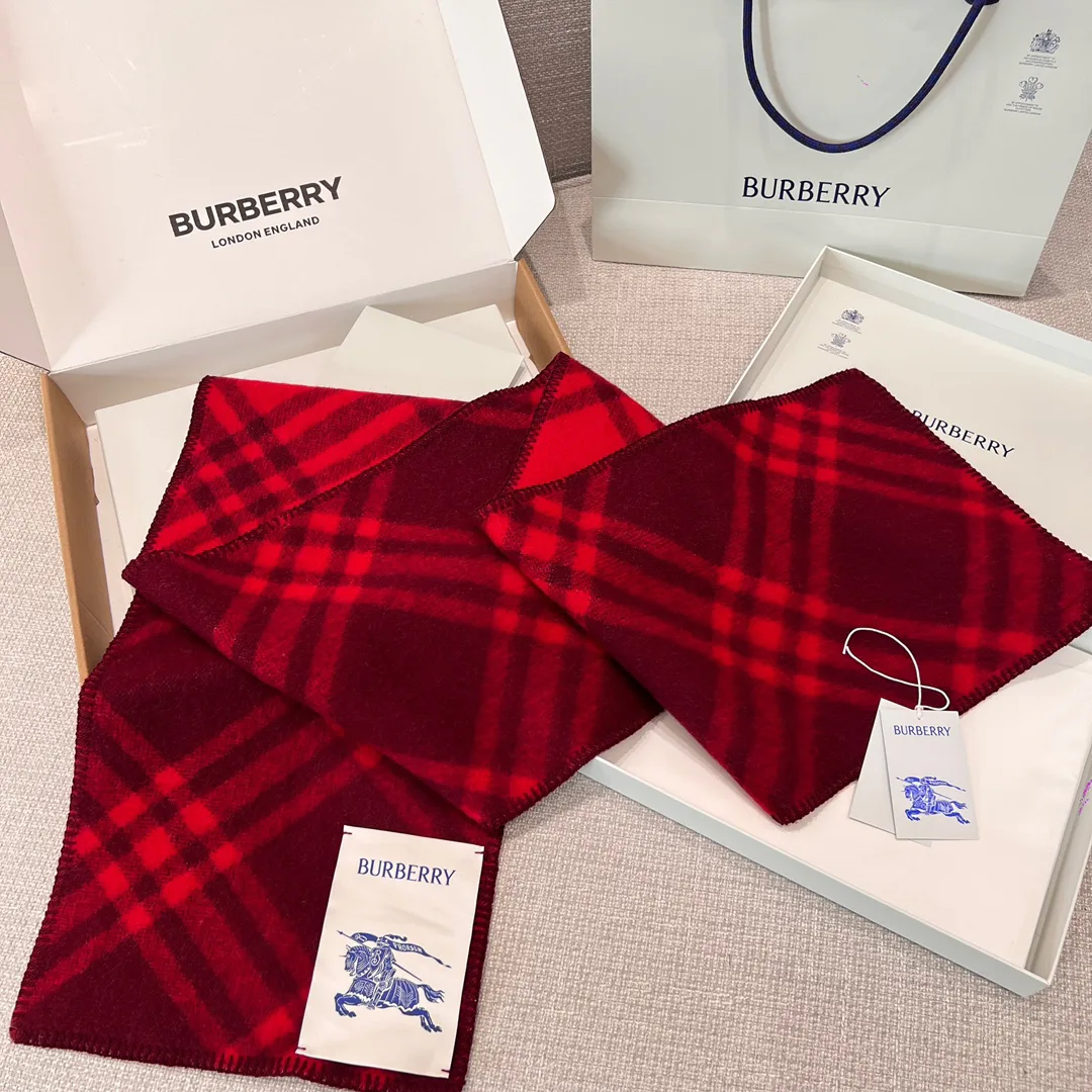 Шарфы Burberry 17945224
