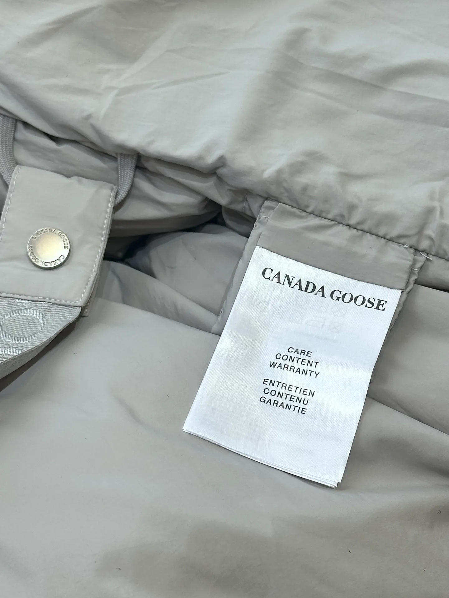 Куртки И Пуховики Женские Canada Goose 18099858