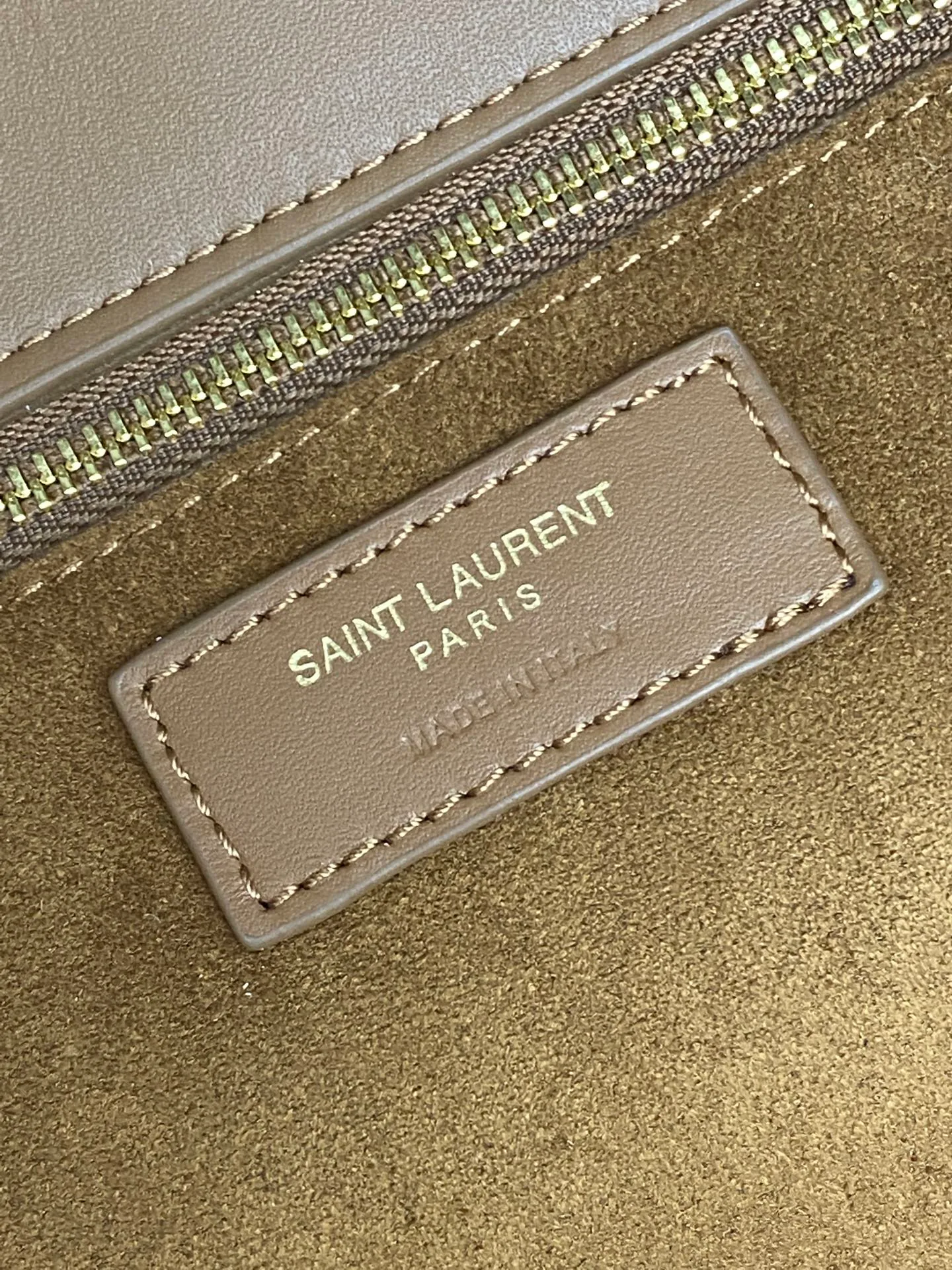 Классические Сумки Женские Saint Laurent 11701514
