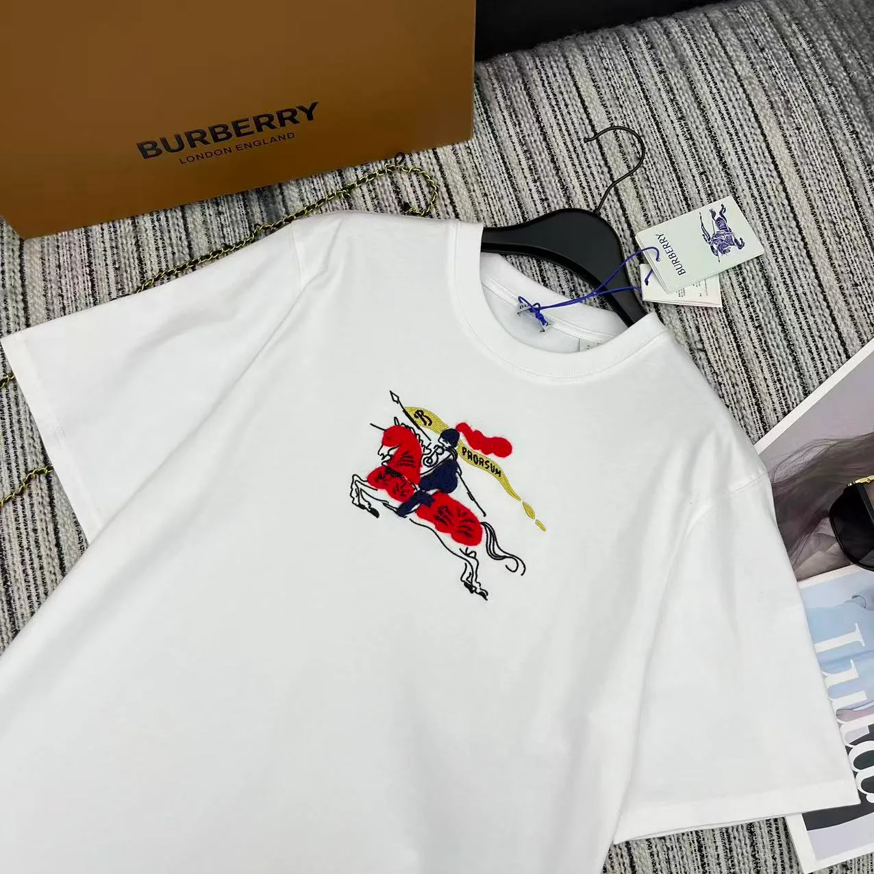 Футболки Женские Burberry 611712