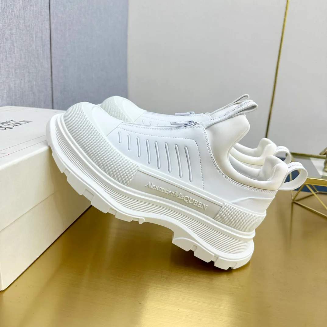 Кроссовки Женские Alexander Mcqueen 18397475