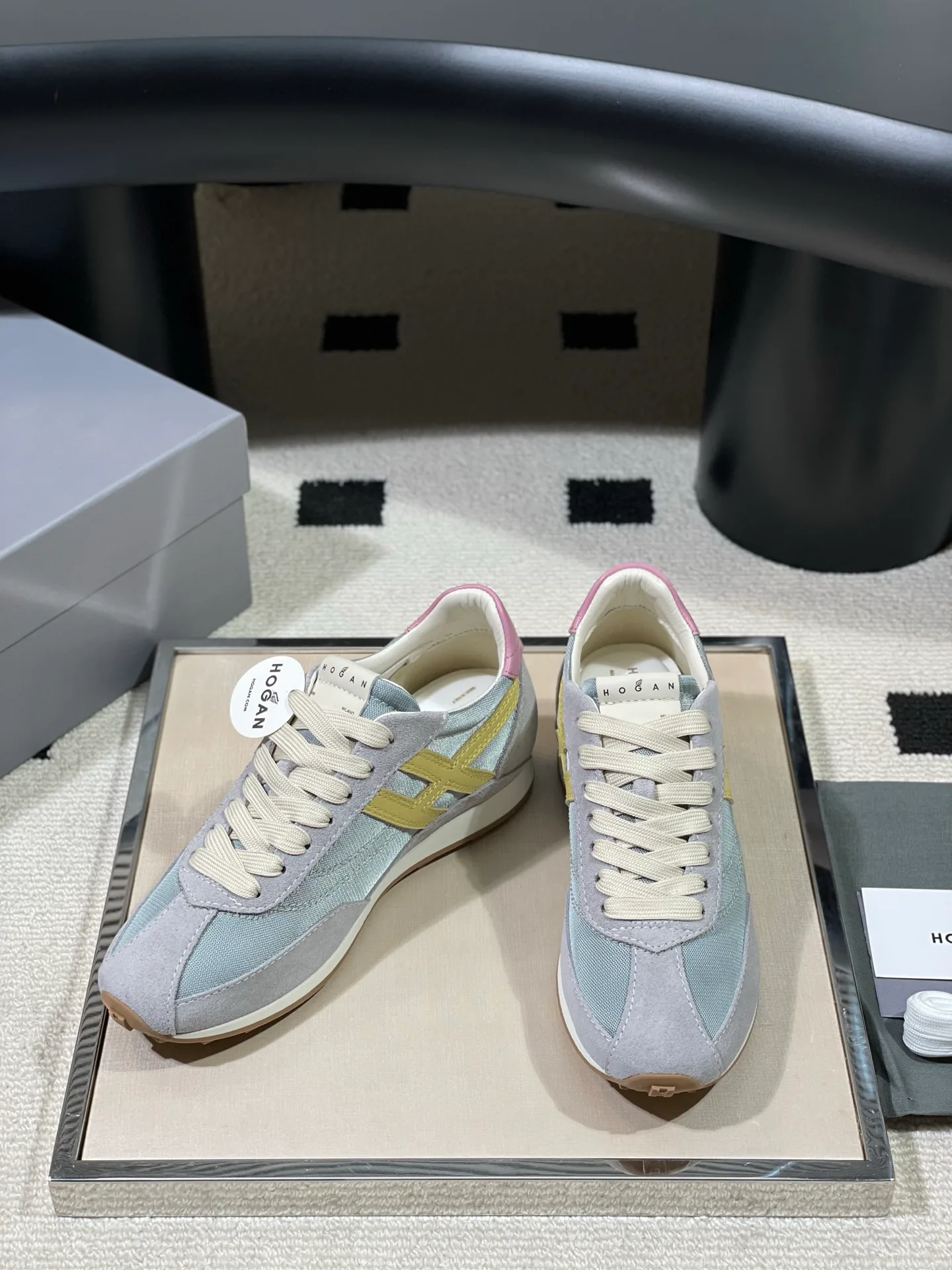 Кроссовки Женские Hogan 11758684