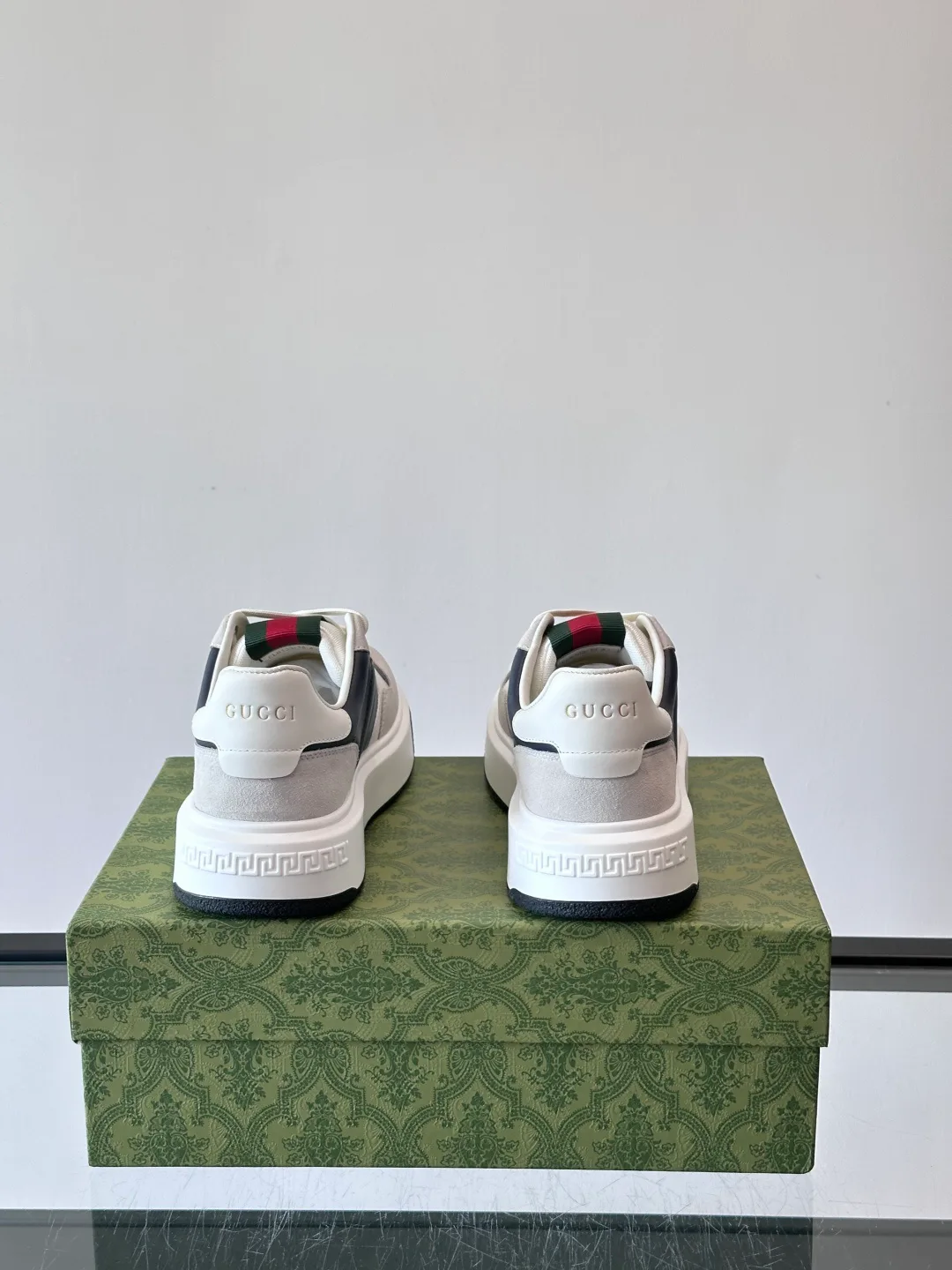 Кроссовки Мужские Gucci 1002690