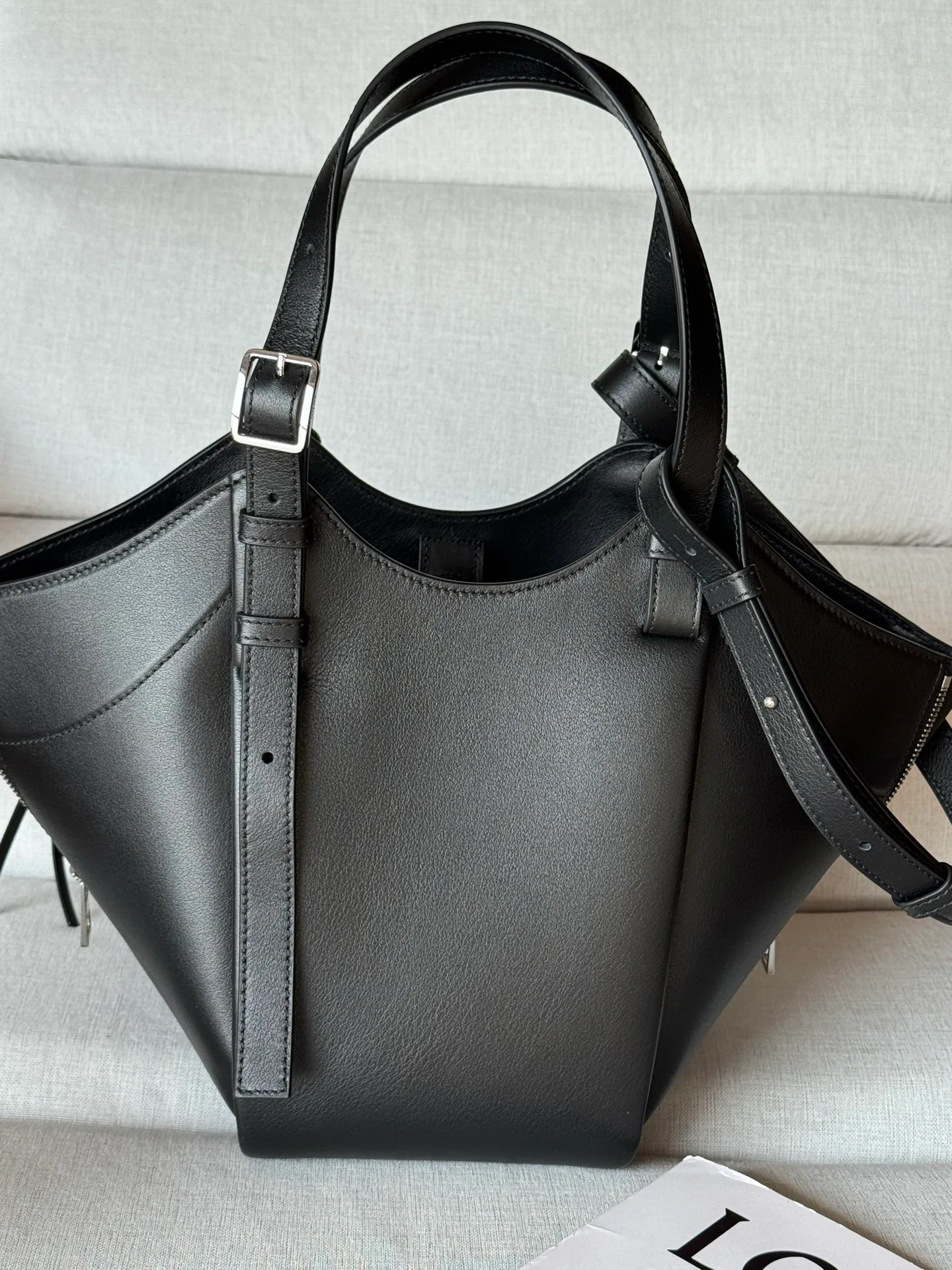 Классические Сумки Женские Loewe 1889748