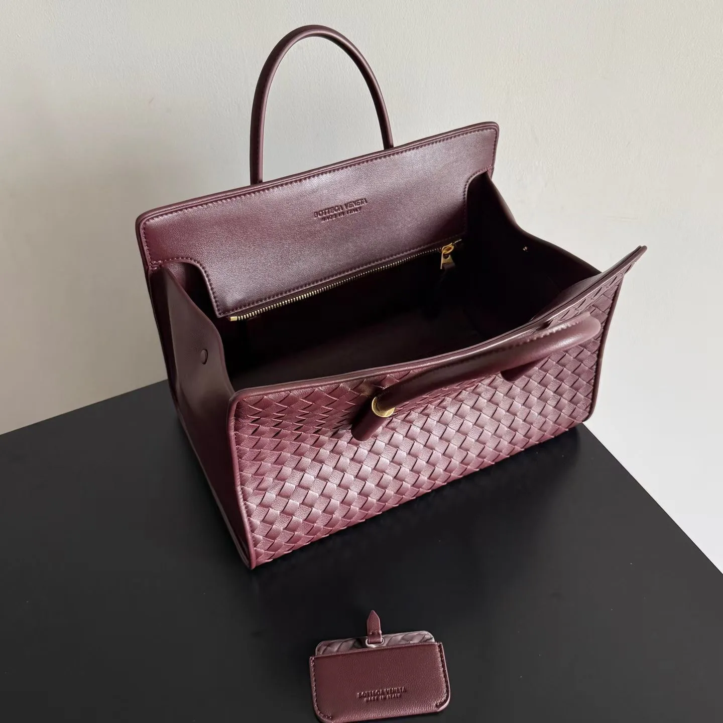 Классические Сумки Женские Bottega Veneta 17974001