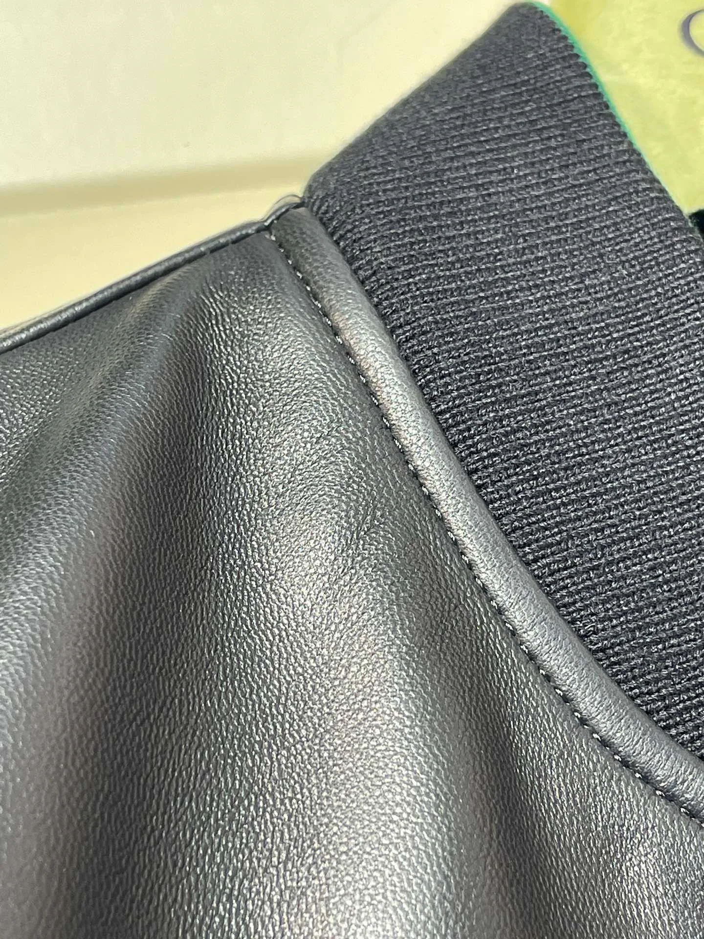 Куртки И Пуховики Женские Gucci 275916