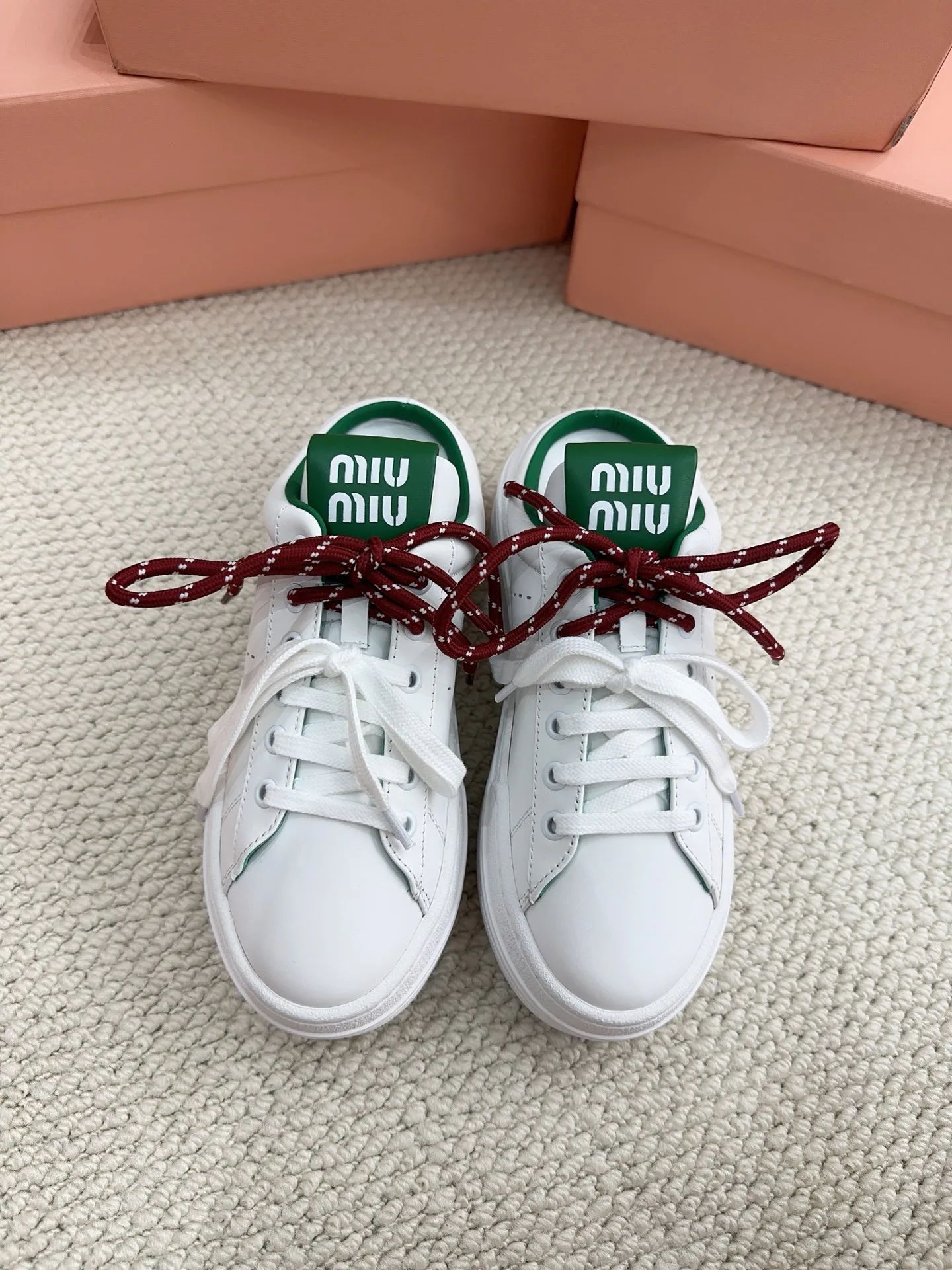 Кроссовки Женские Miu Miu 18041152