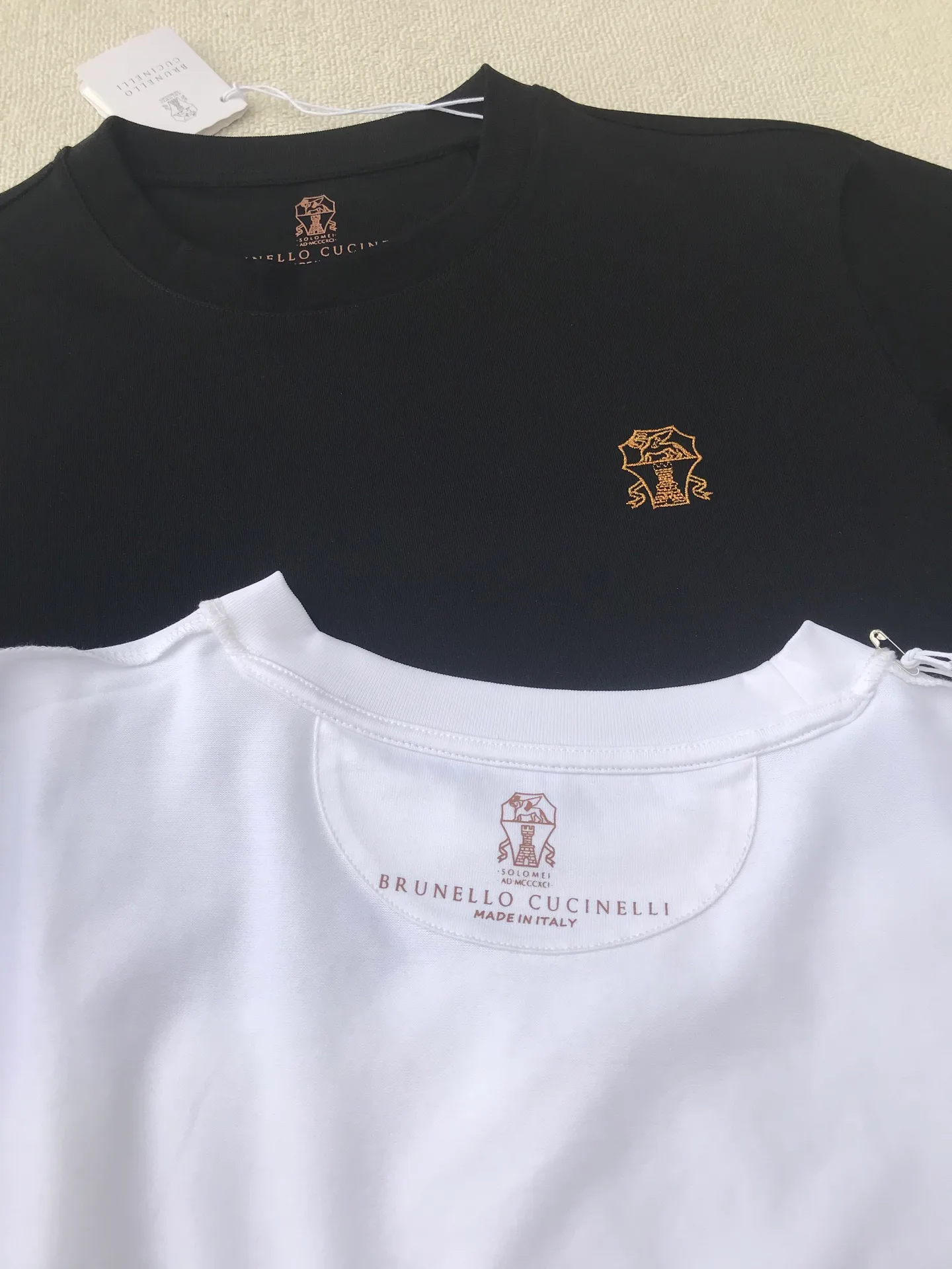 Футболки Женские Brunello Cucinelli 13220934