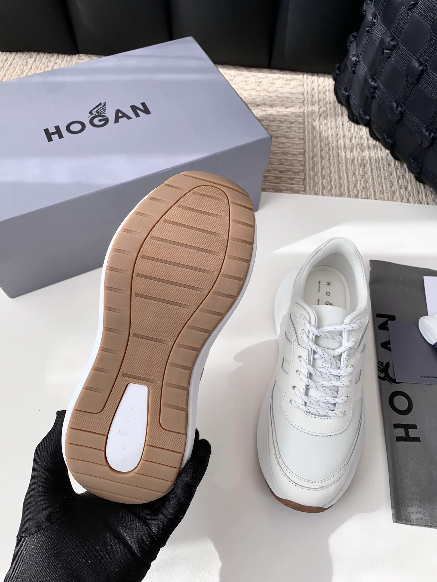 Кроссовки Женские Hogan 1272606