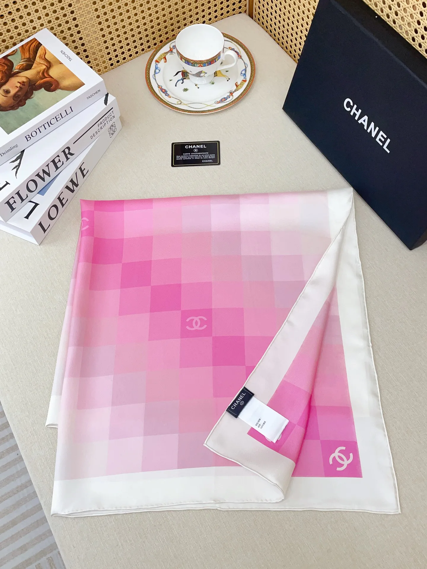 Платки Chanel 11362381