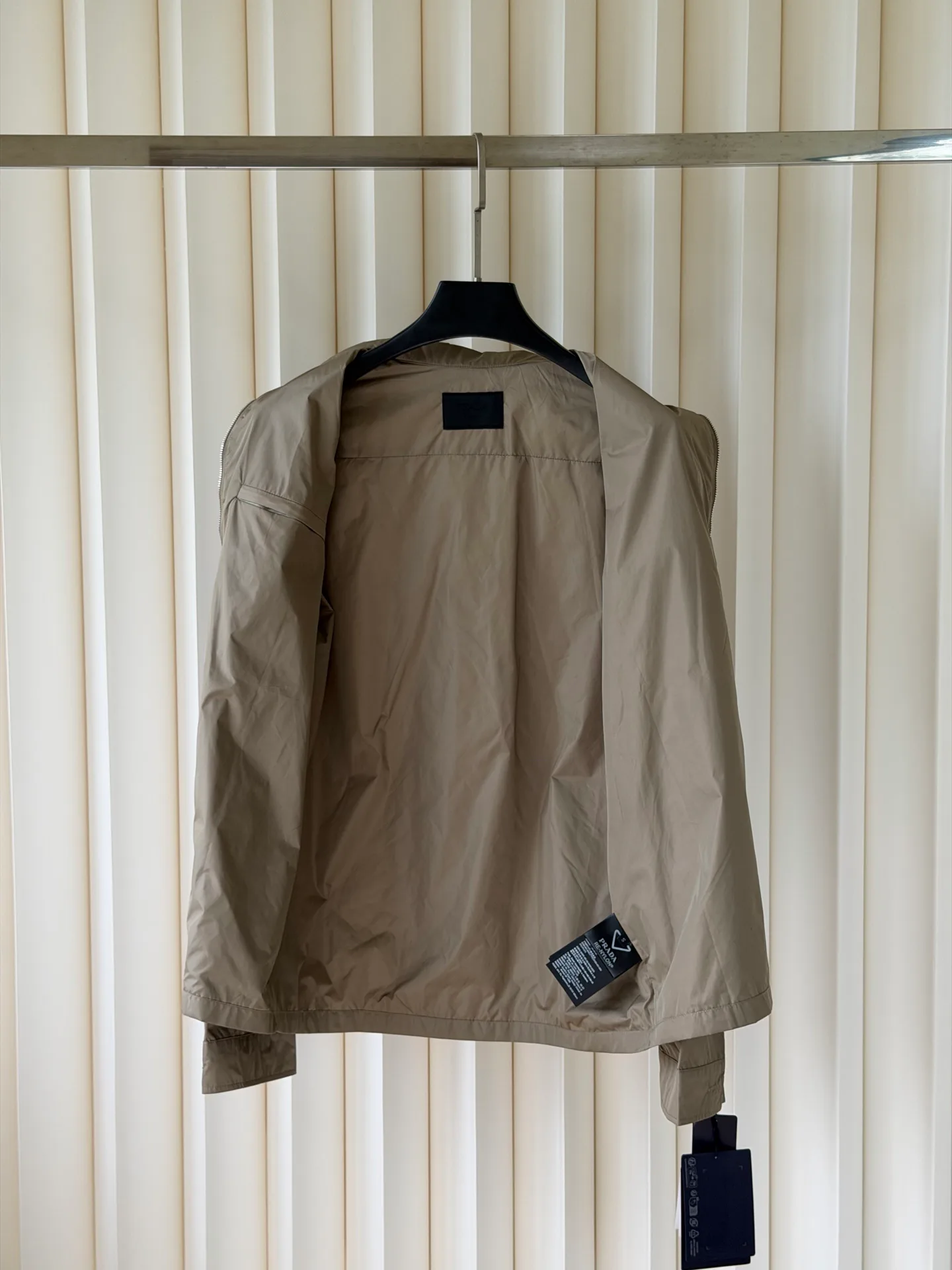 Куртки И Пуховики Мужские Prada 17612835