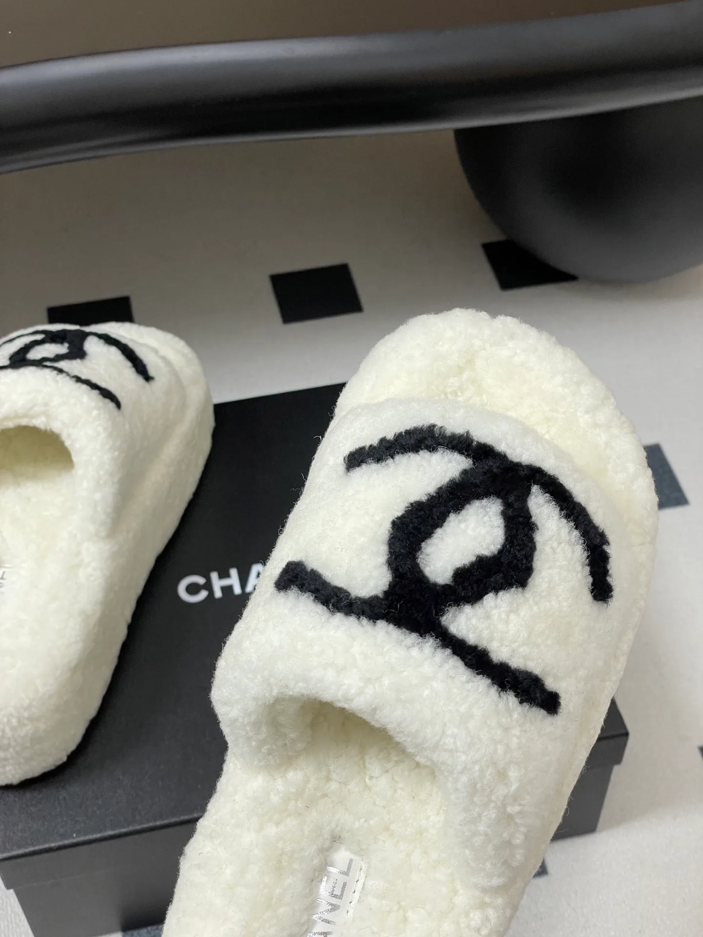 Тапочки Женские Chanel 94569