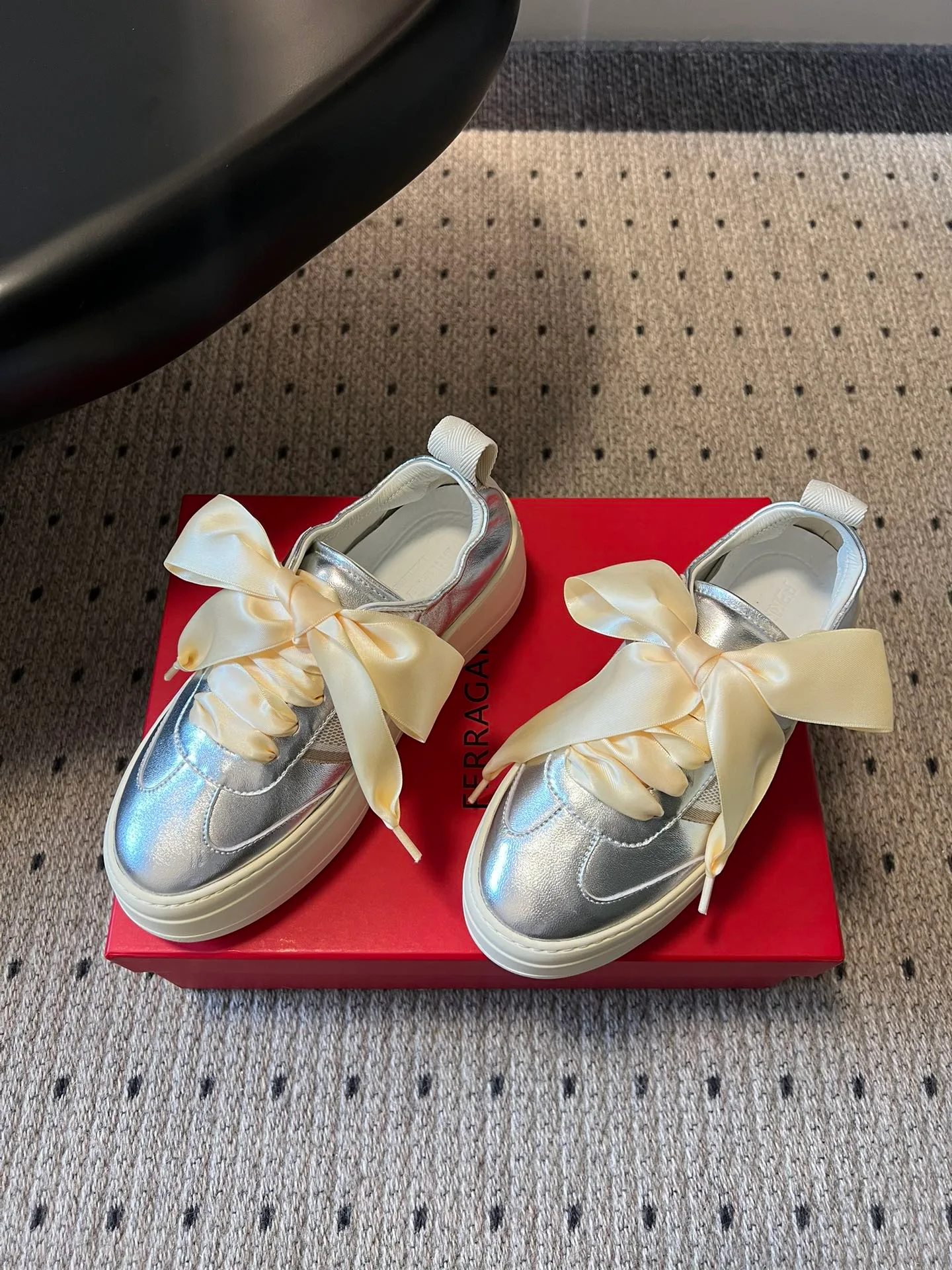 Туфли Женские Salvatore Ferragamo 11641778