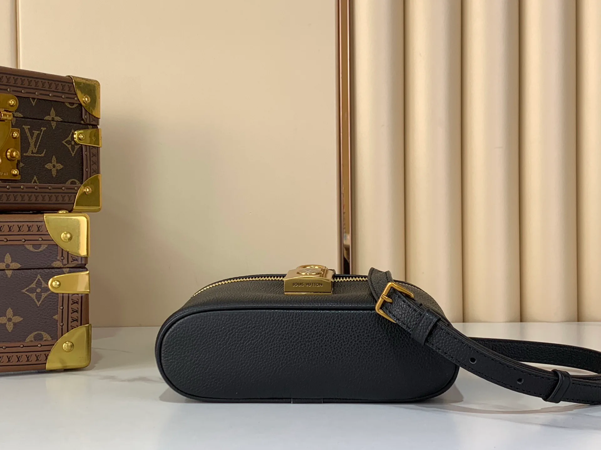 Классические Сумки Женские Celine 11934136