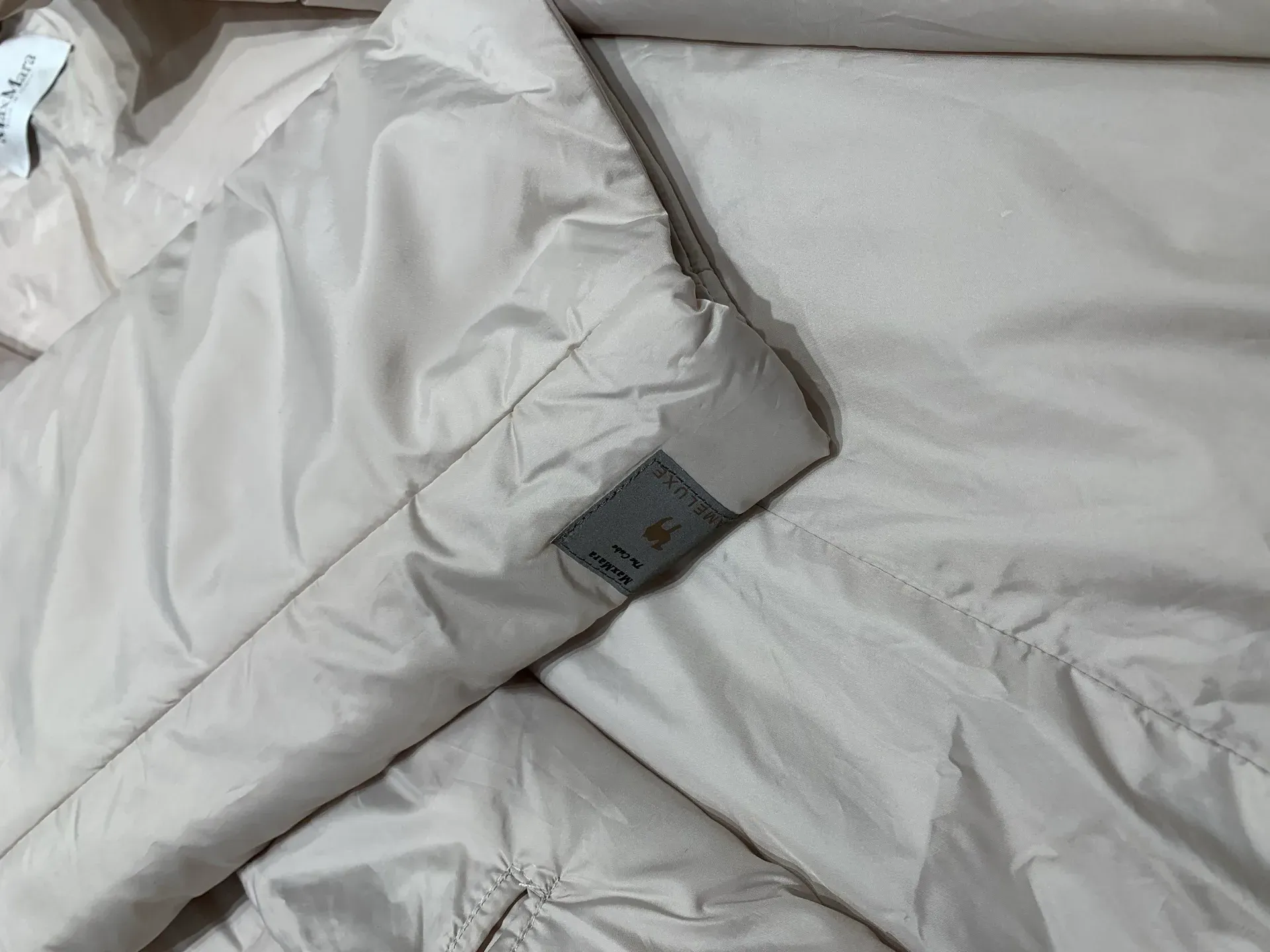 Куртки И Пуховики Женские Max Mara 924301