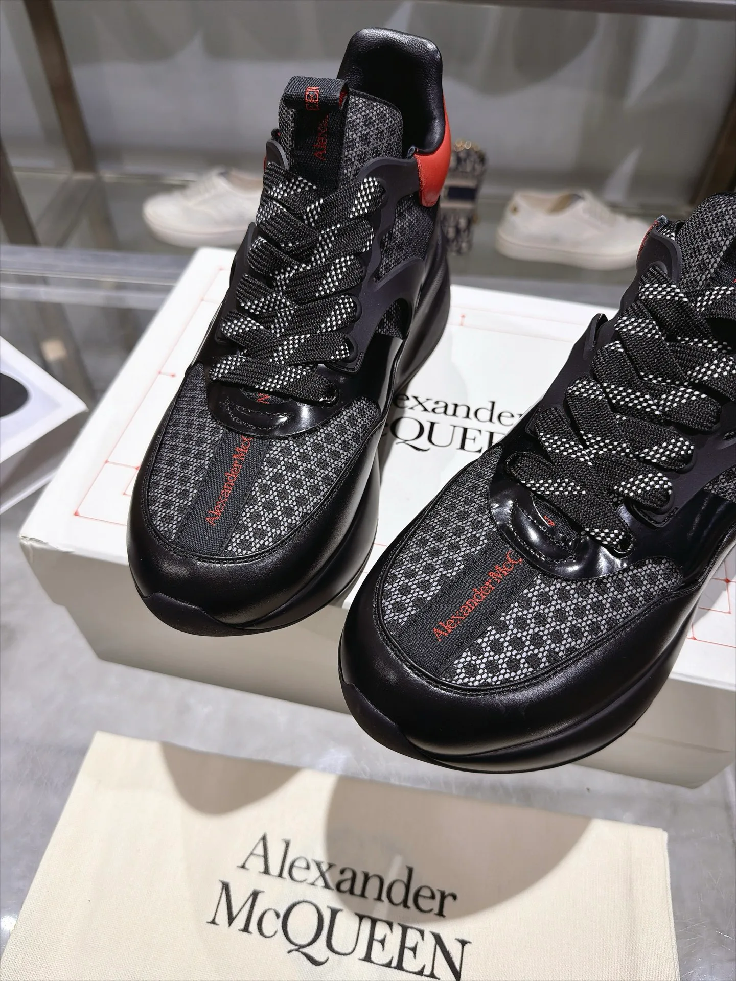Кроссовки Мужские Alexander Mcqueen 18333222