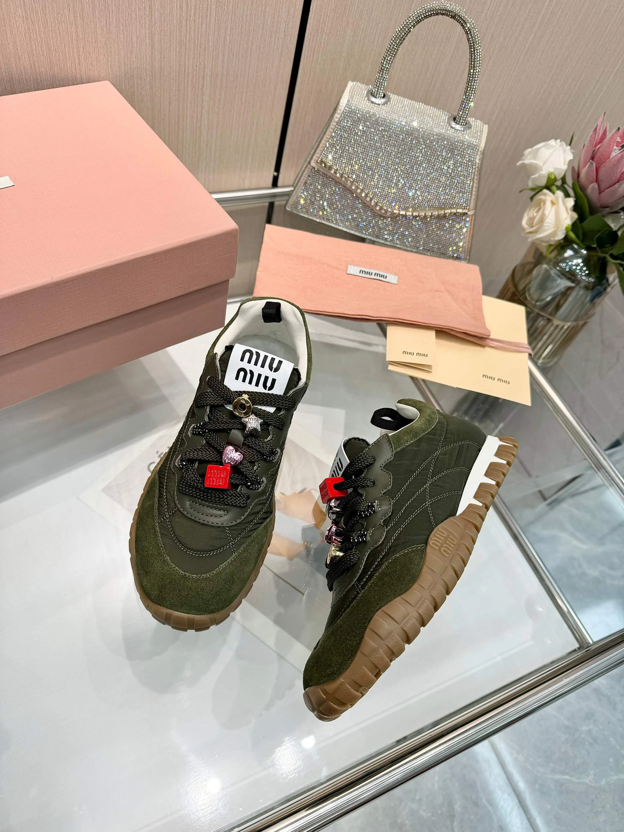 Кроссовки Женские Miu Miu 20364