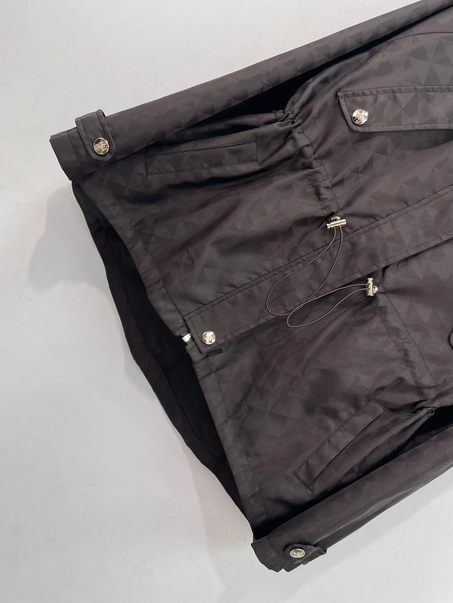 Куртки И Пуховики Женские Prada 17943339