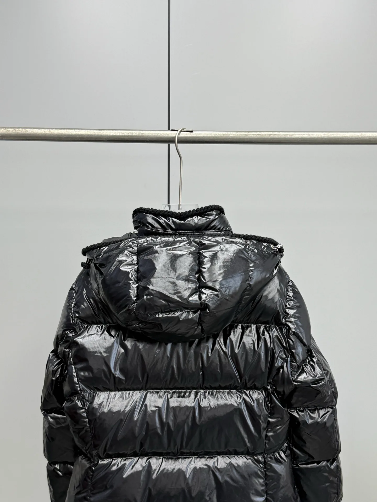 Куртки И Пуховики Женские Moncler 18710371