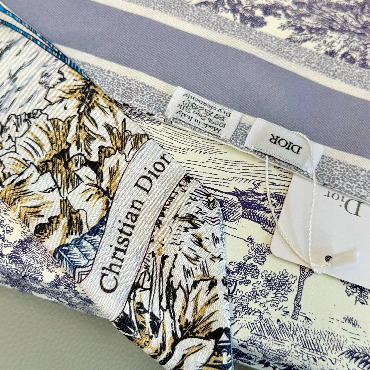 Платки Christian Dior 11888307