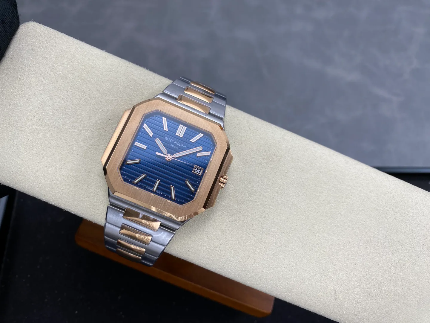 Часы Женские Patek Philippe 691926