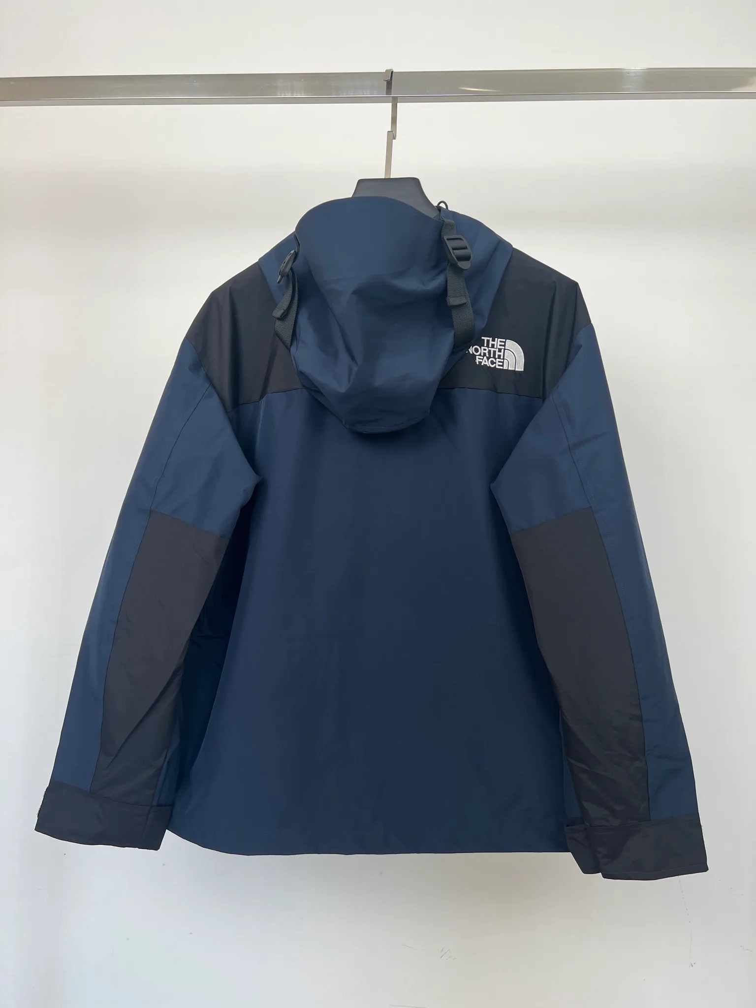 Куртки И Пуховики Женские The North Face 18416100