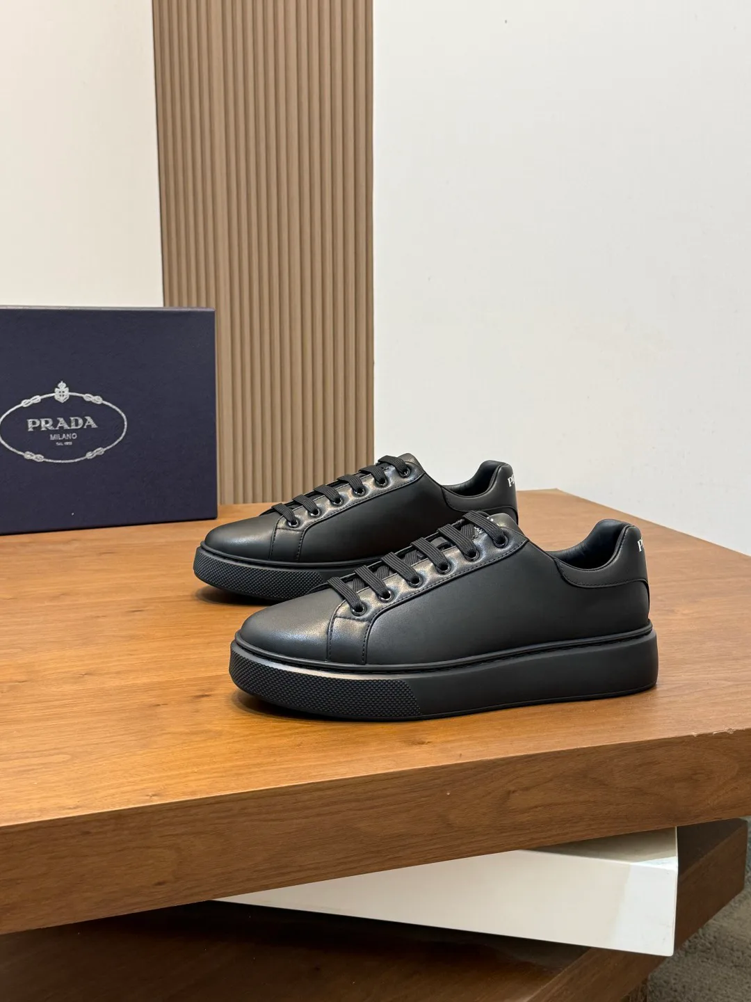 Кроссовки Мужские Prada 17447607