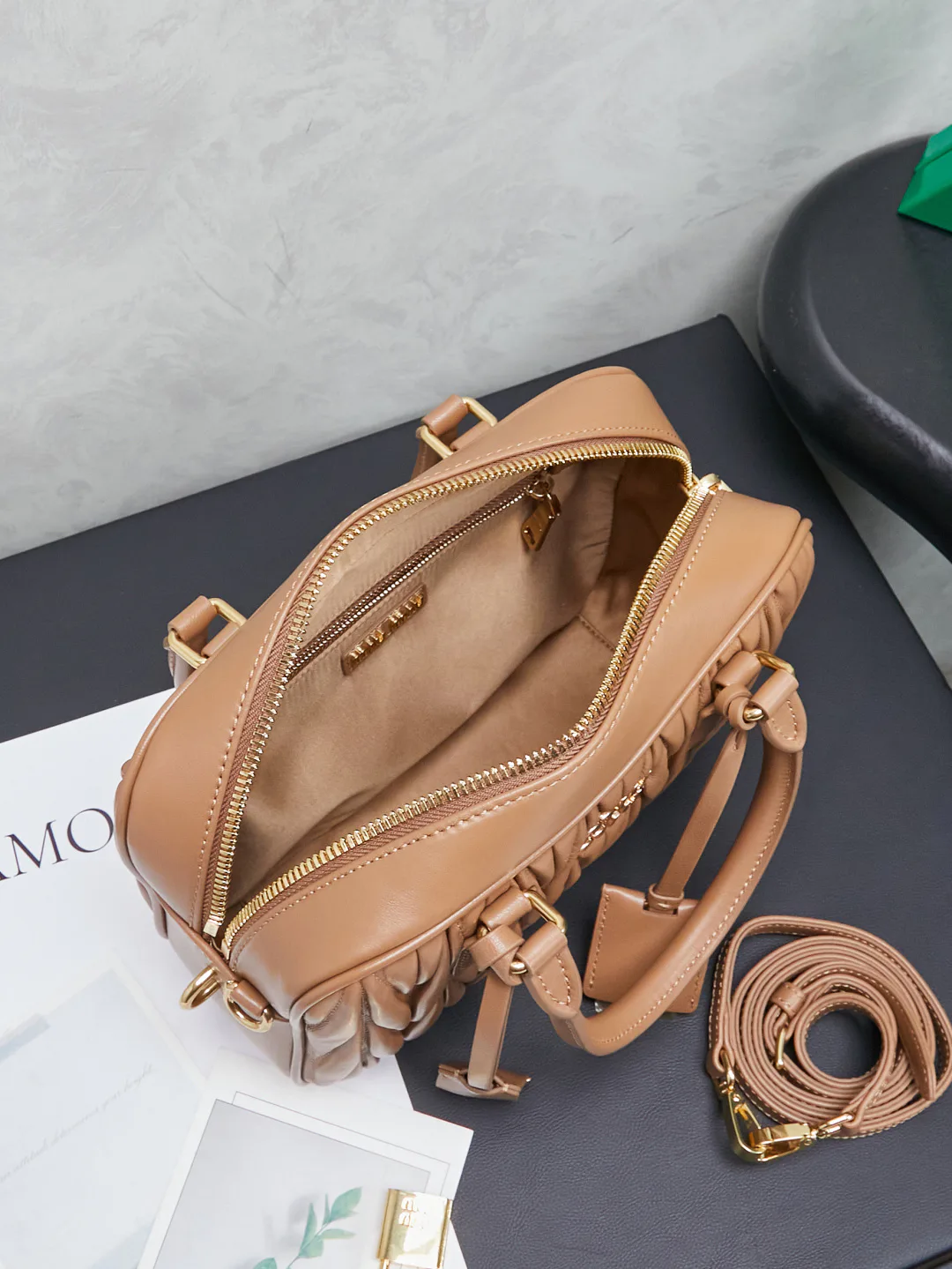 Классические Сумки Женские Miu Miu 11402761