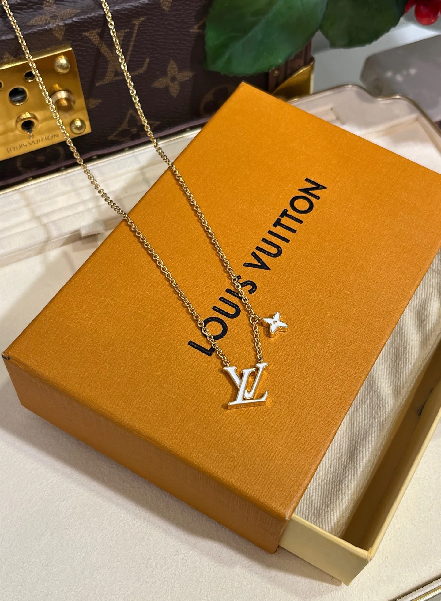 Бижутерия Louis Vuitton 17819352