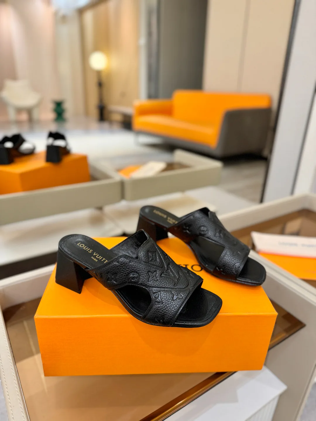 Босоножки Женские Louis Vuitton 9623549