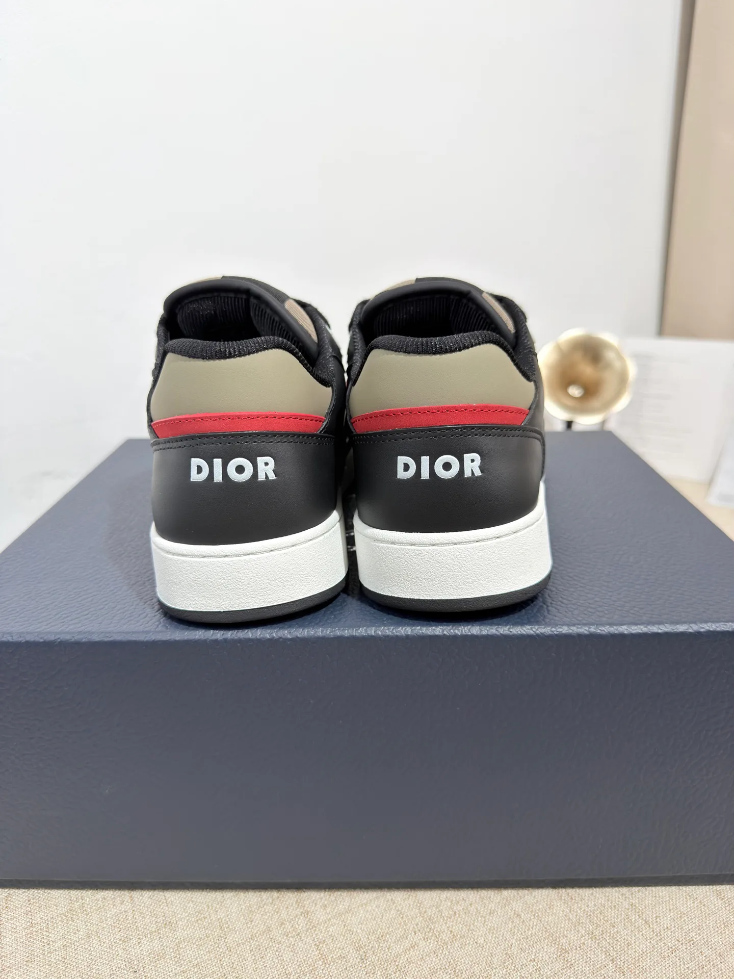 Кроссовки Женские Christian Dior 11456076